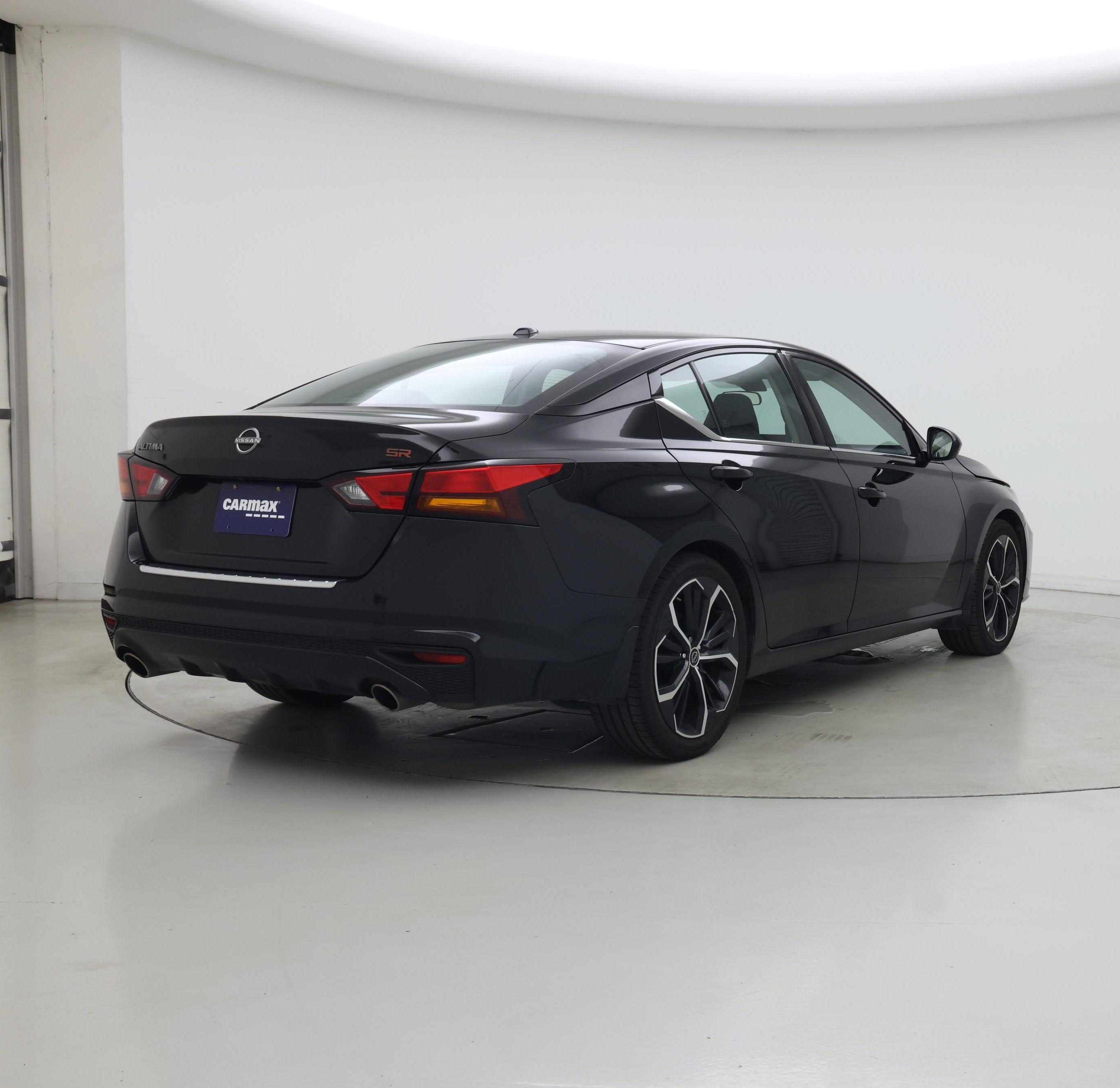 Thumbnail: 2023 Nissan Altima - 8