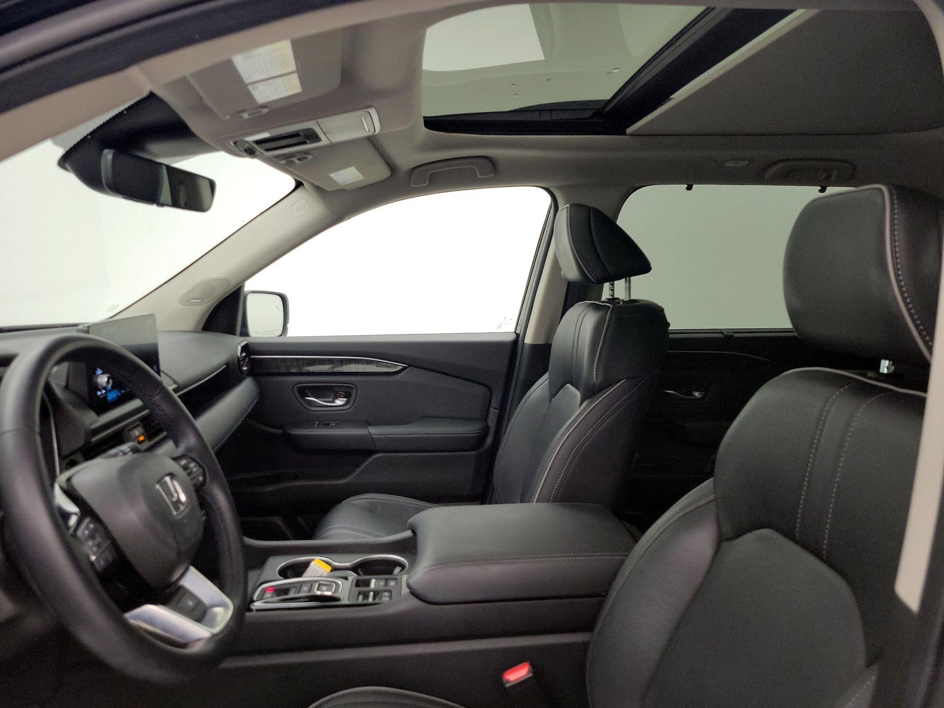 Thumbnail: 2025 Honda Pilot - 20