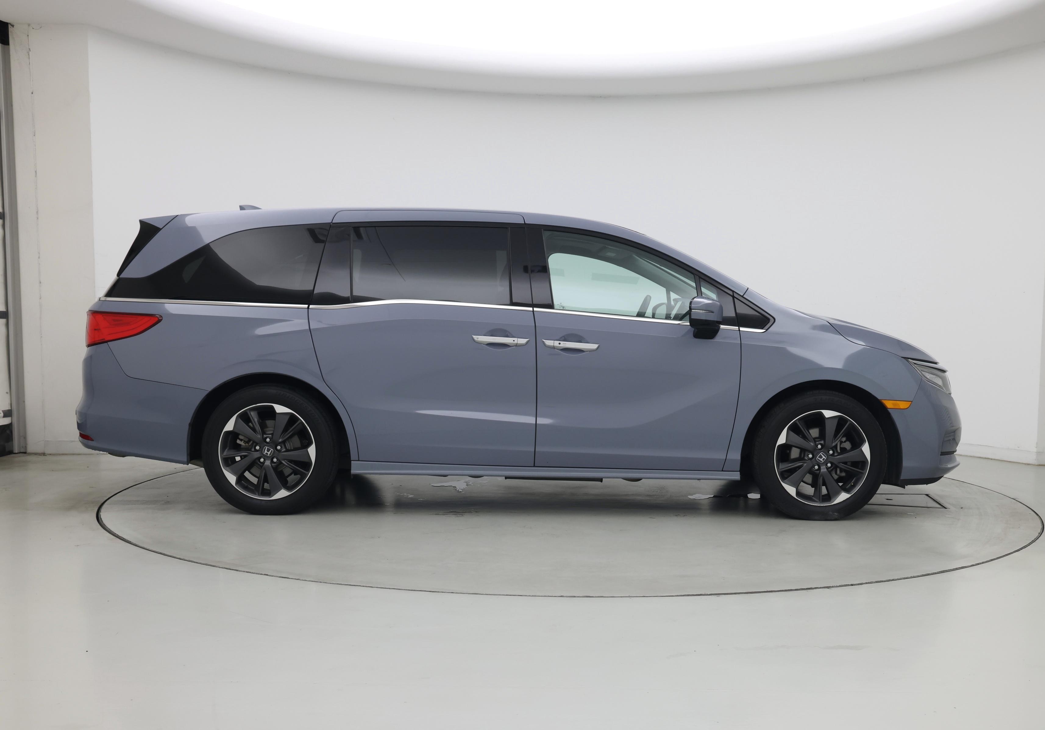 Thumbnail: 2023 Honda Odyssey - 7