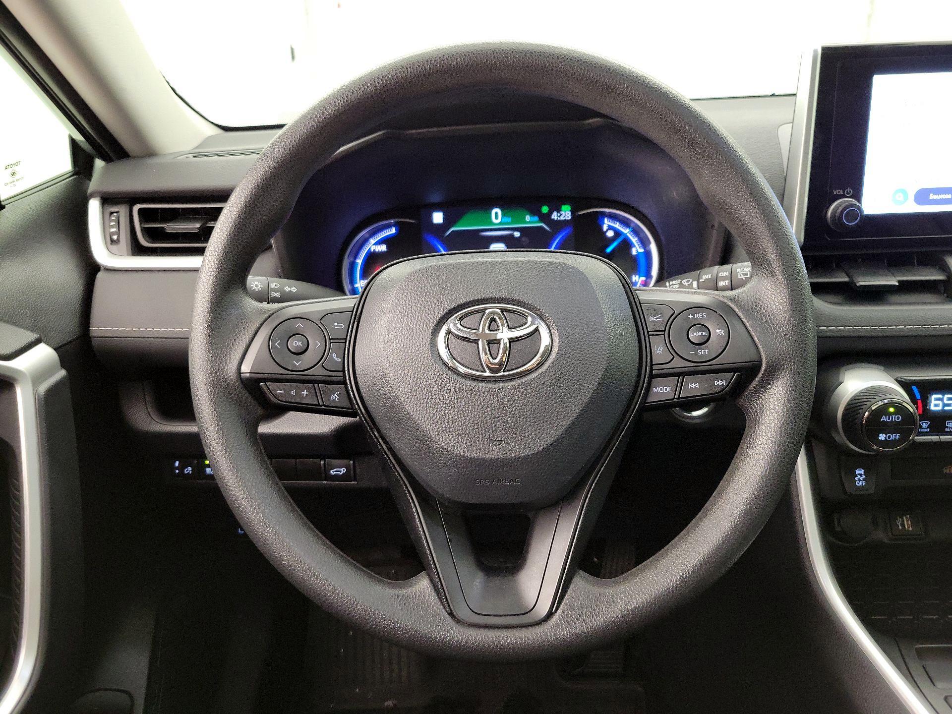 Thumbnail: 2024 Toyota RAV4 - 10