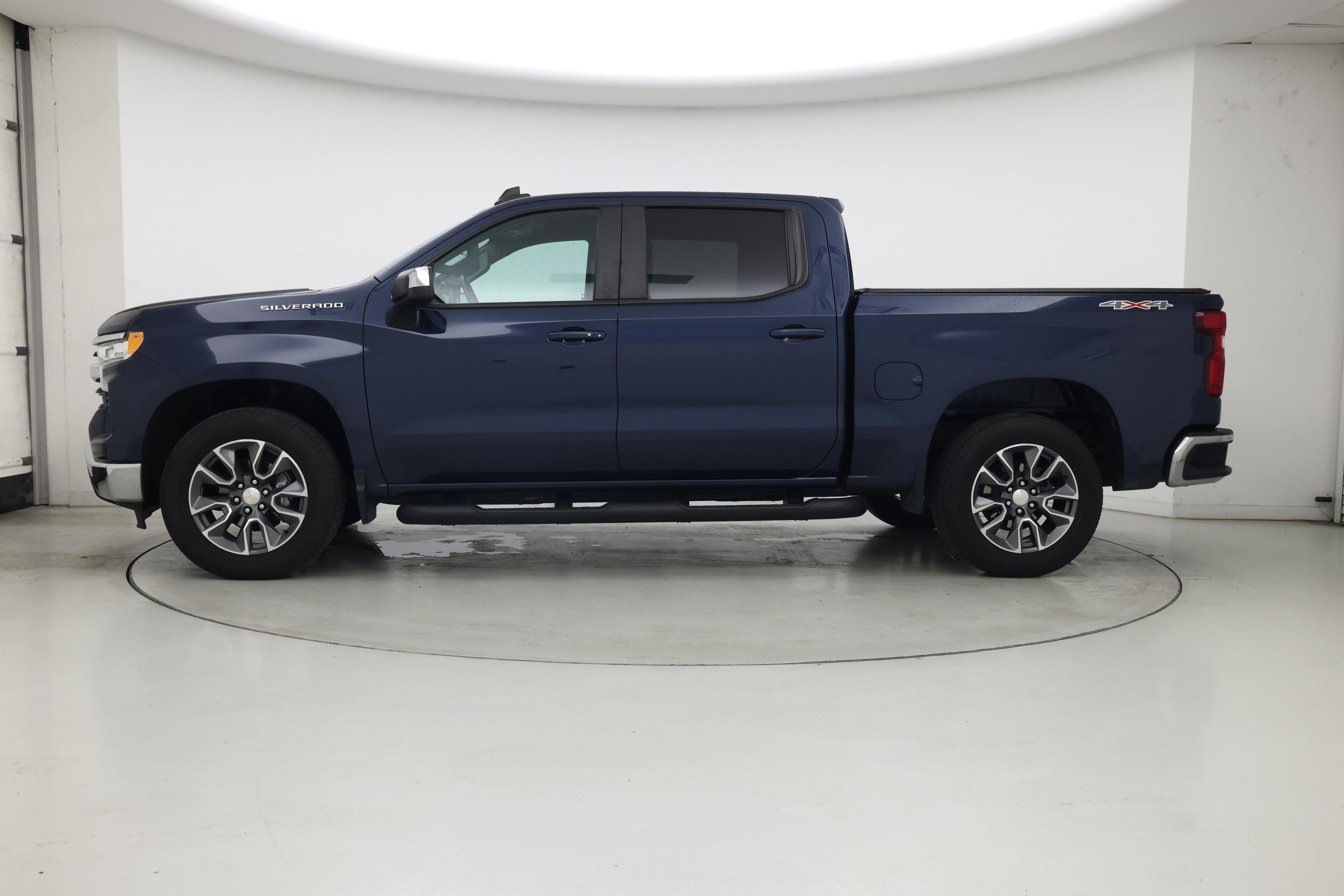 Thumbnail: 2023 Chevrolet Silverado 1500 - 3