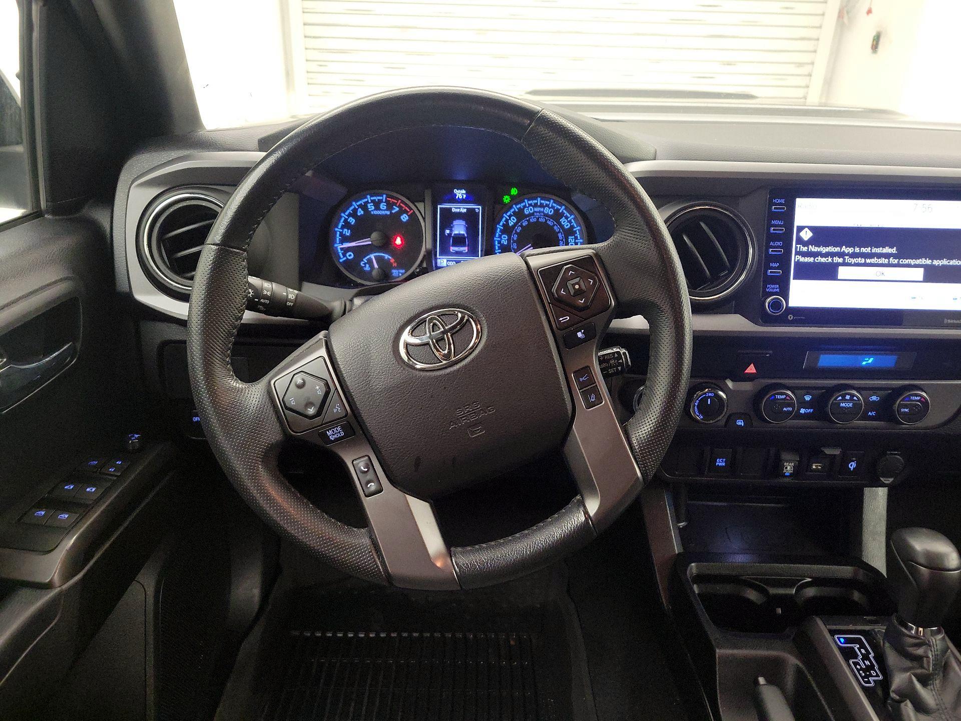 Thumbnail: 2021 Toyota Tacoma - 10