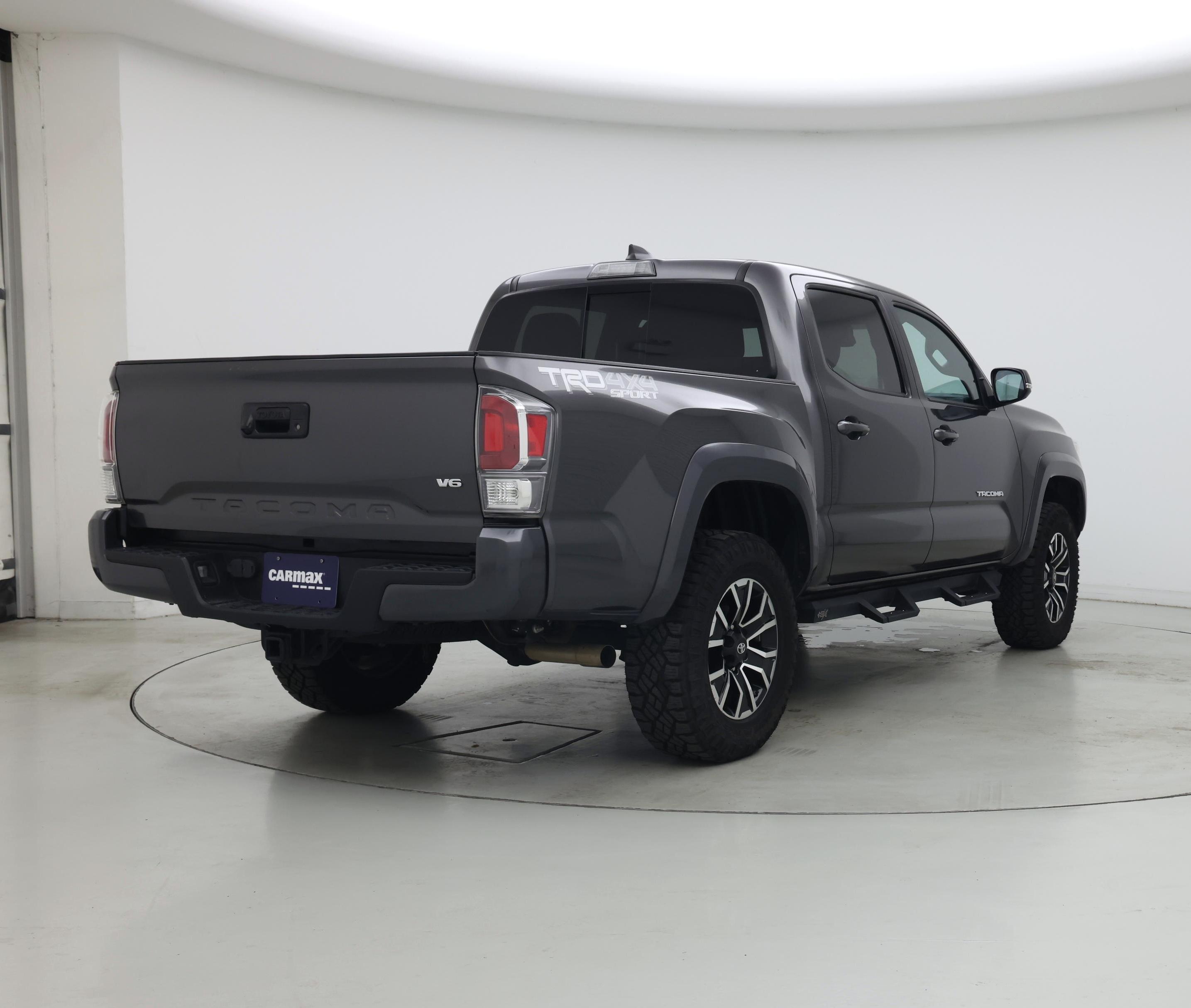 Thumbnail: 2021 Toyota Tacoma - 8