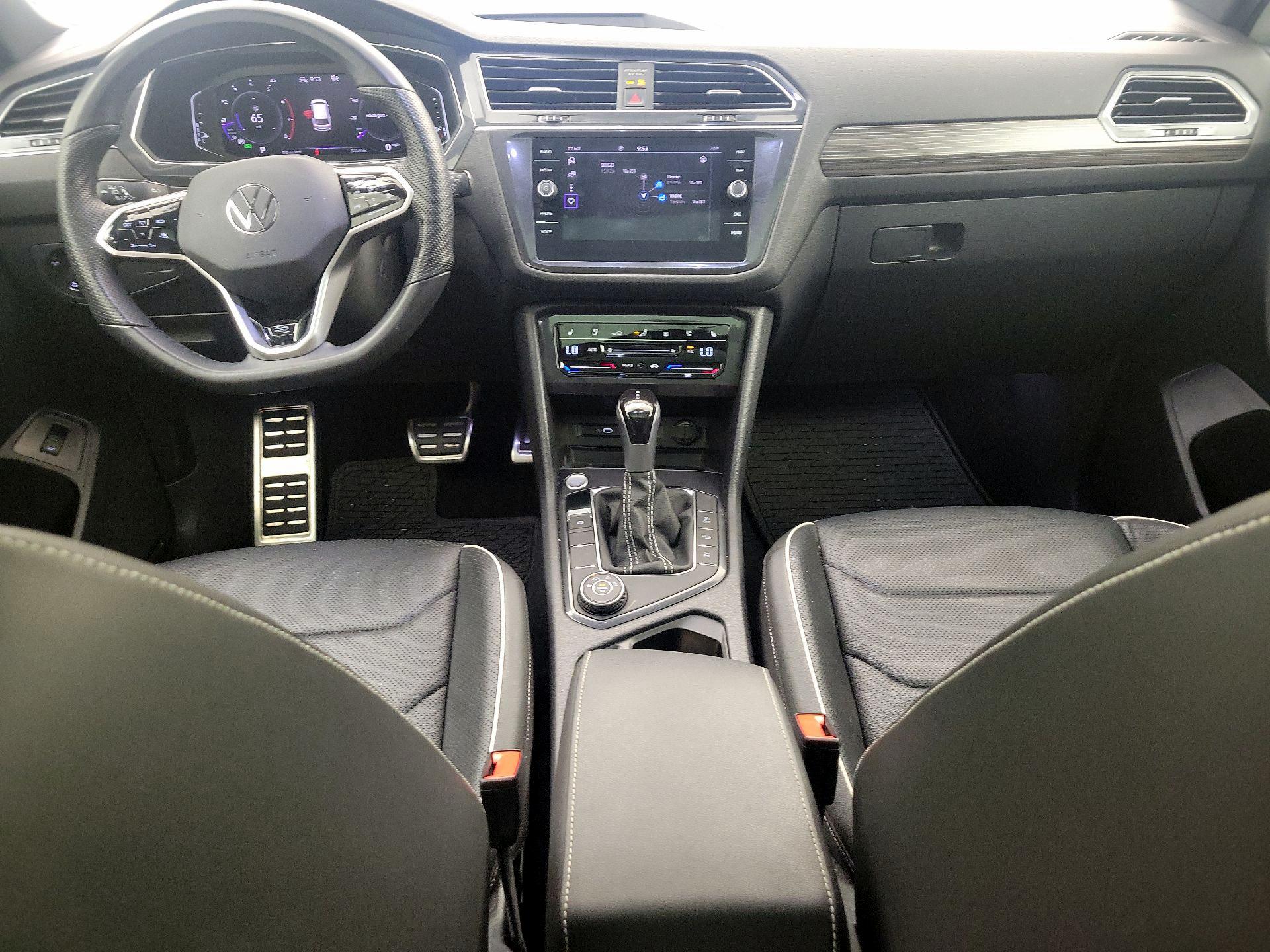 Thumbnail: 2023 Volkswagen Tiguan - 9