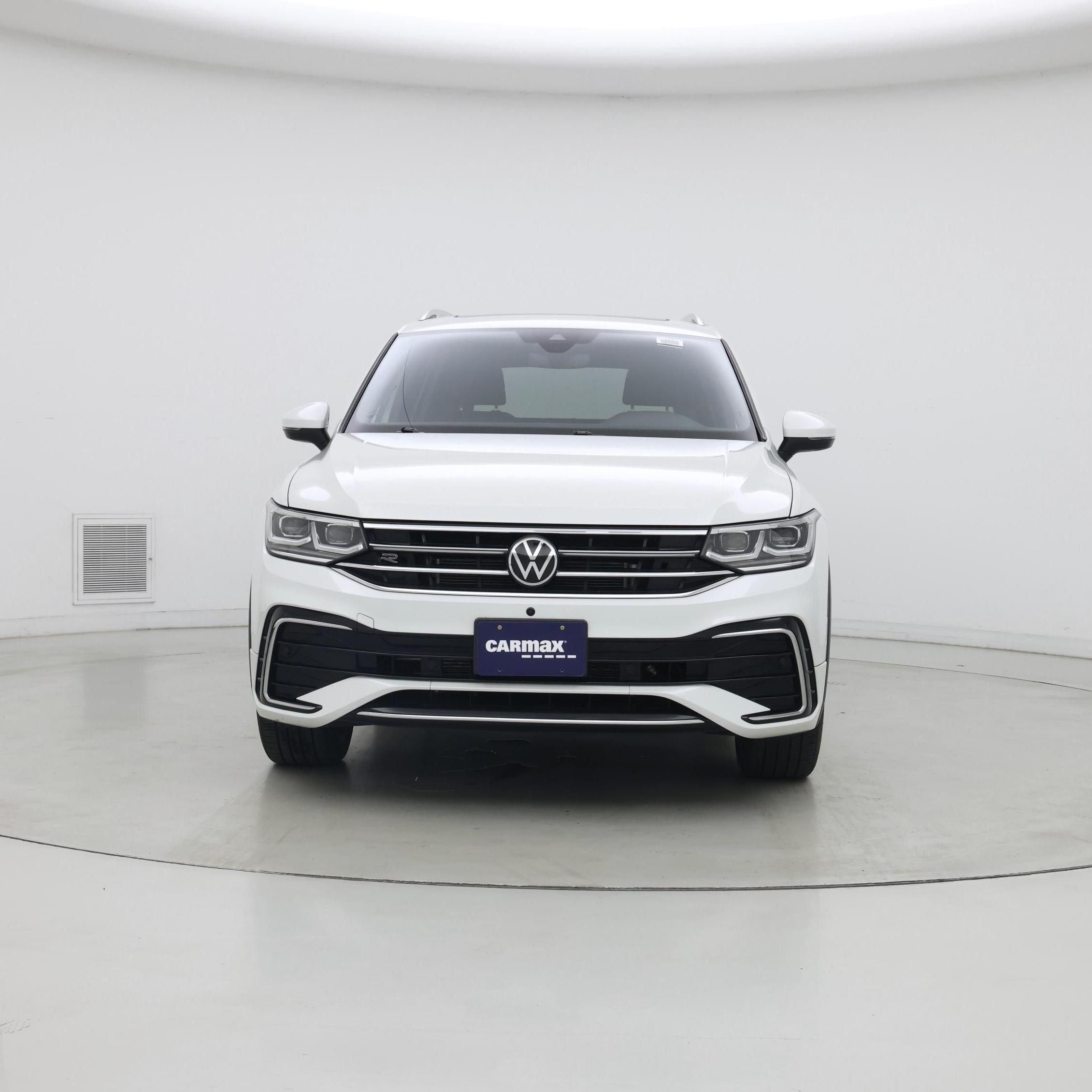 Thumbnail: 2023 Volkswagen Tiguan - 5