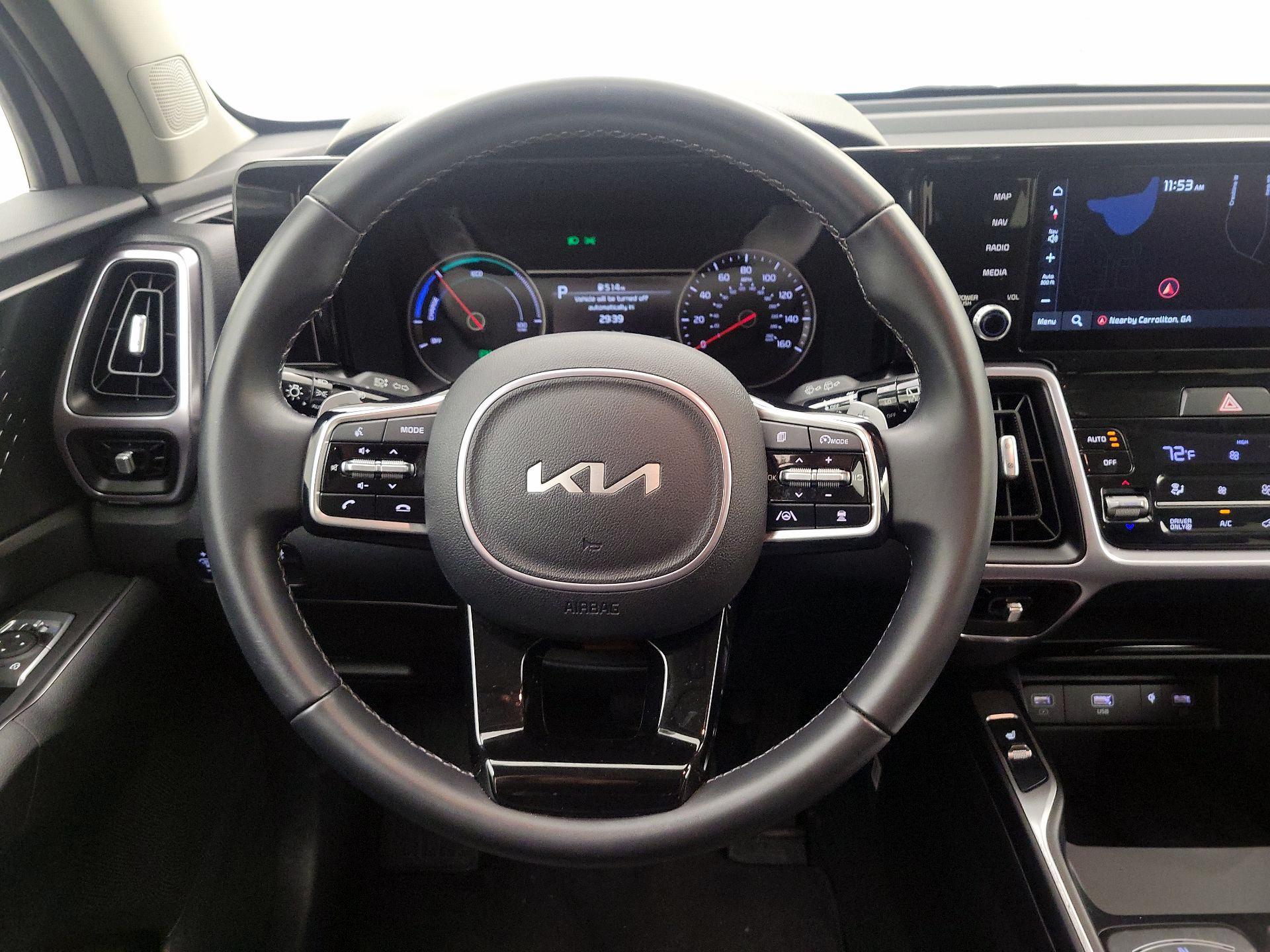 Thumbnail: 2023 Kia Sorento - 10