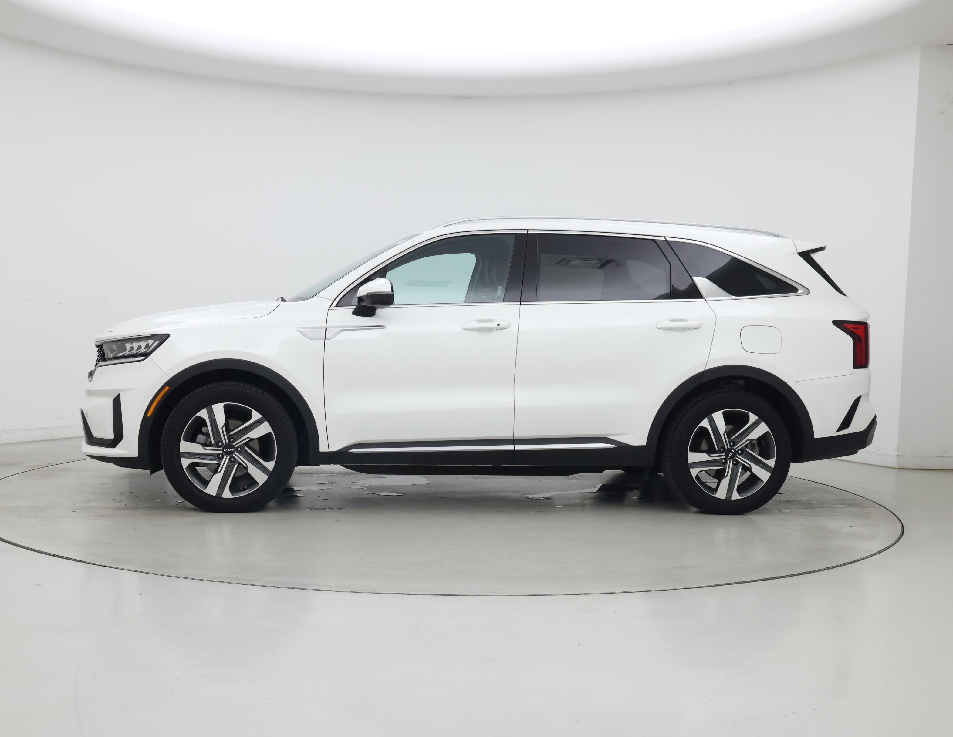 Thumbnail: 2023 Kia Sorento - 3
