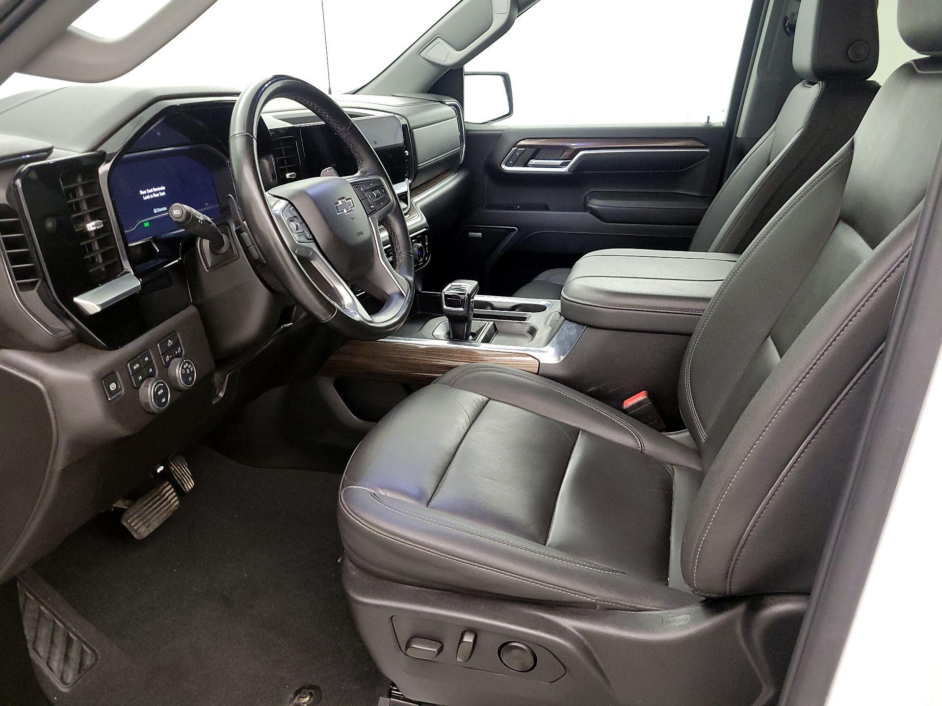 Thumbnail: 2024 Chevrolet Silverado 1500 - 11