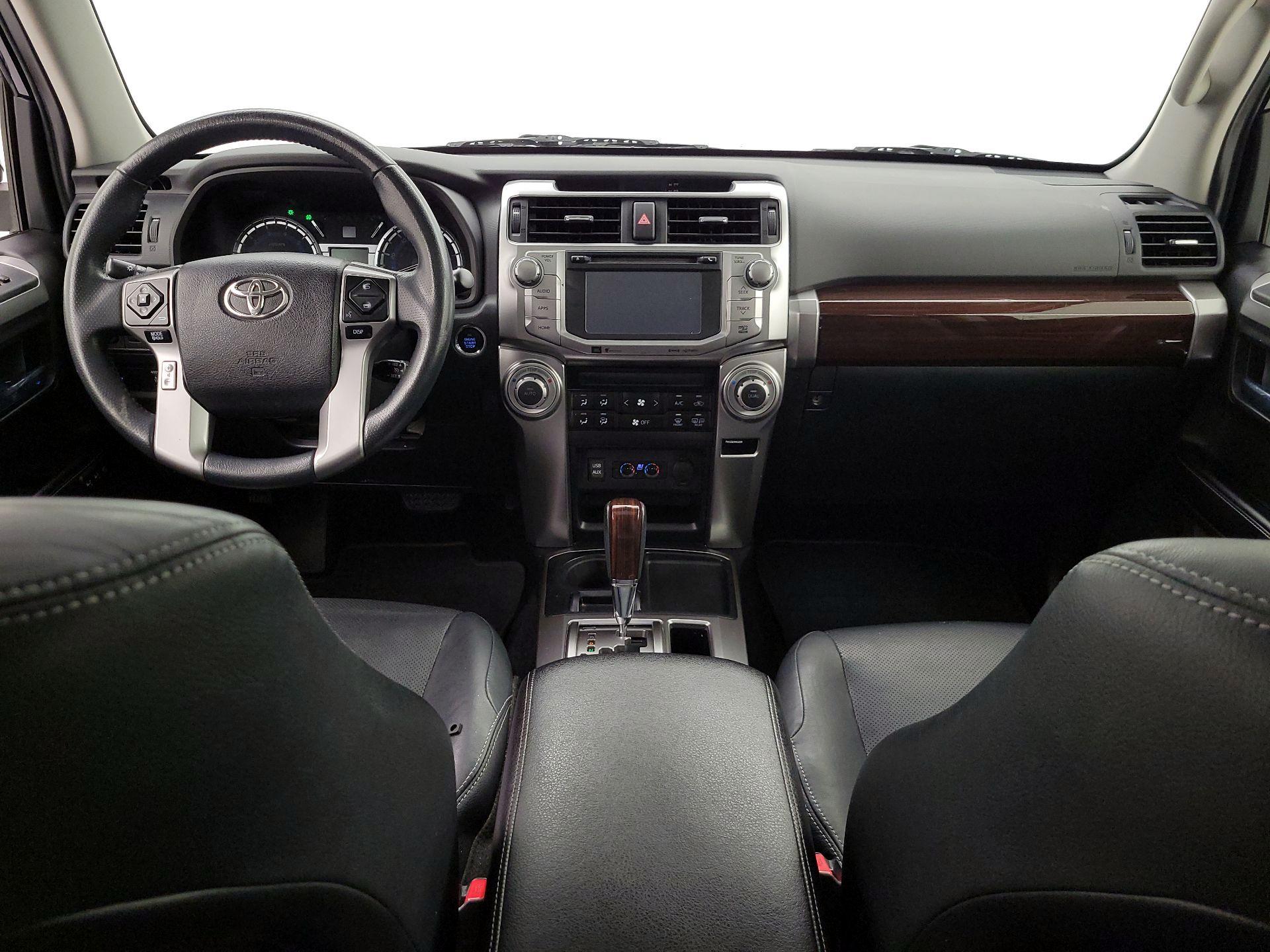 Thumbnail: 2017 Toyota 4Runner - 9