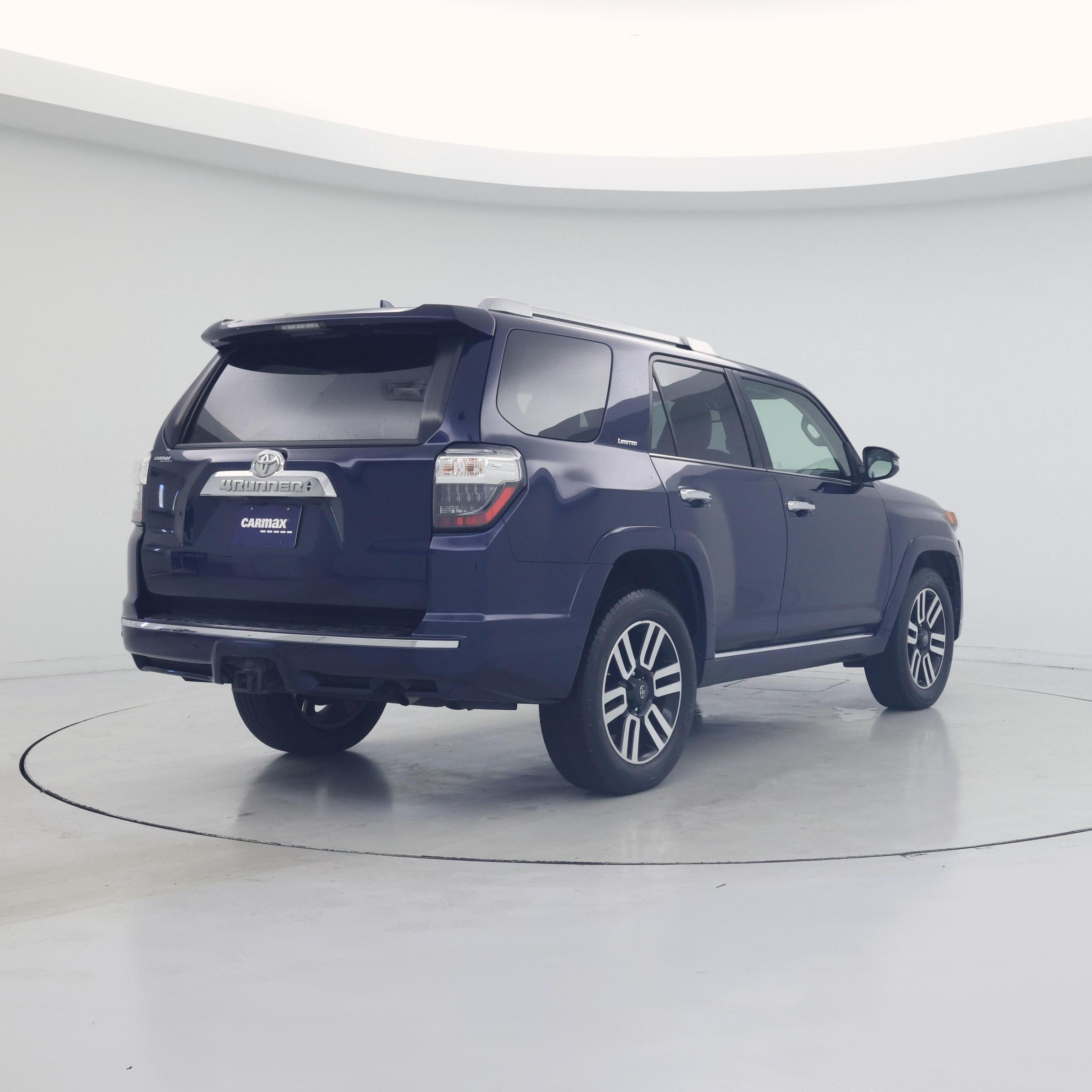Thumbnail: 2017 Toyota 4Runner - 8