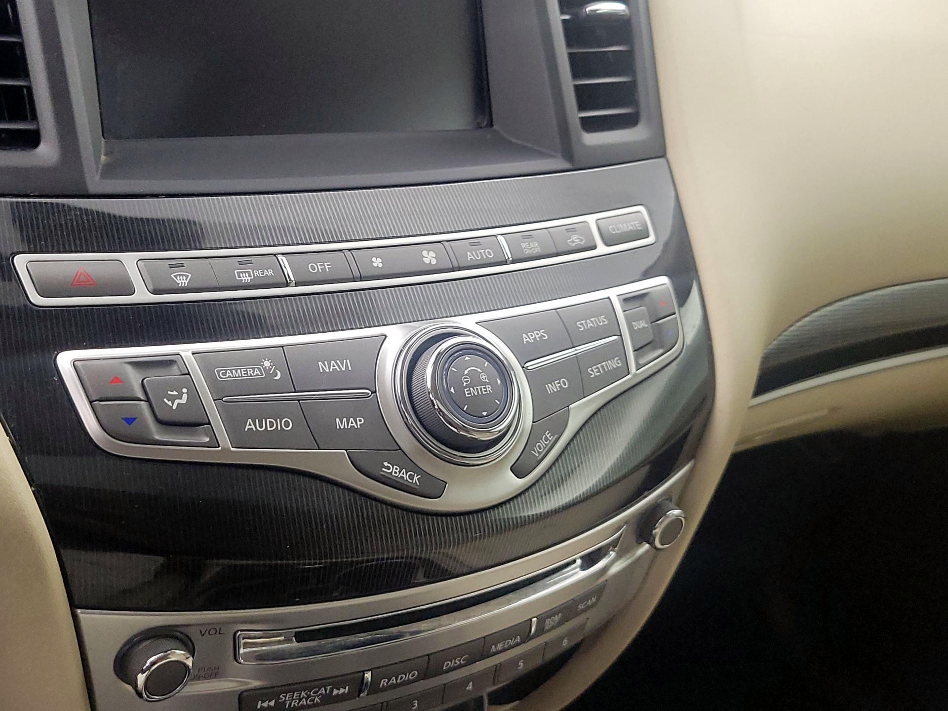 Thumbnail: 2018 INFINITI QX60 - 17