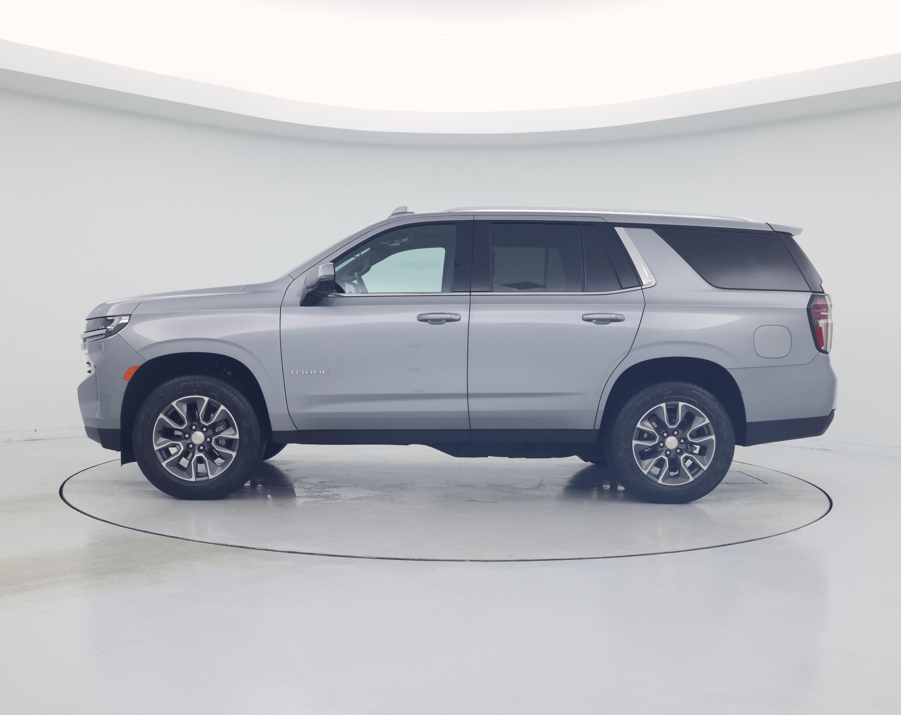 Thumbnail: 2024 Chevrolet Tahoe - 3
