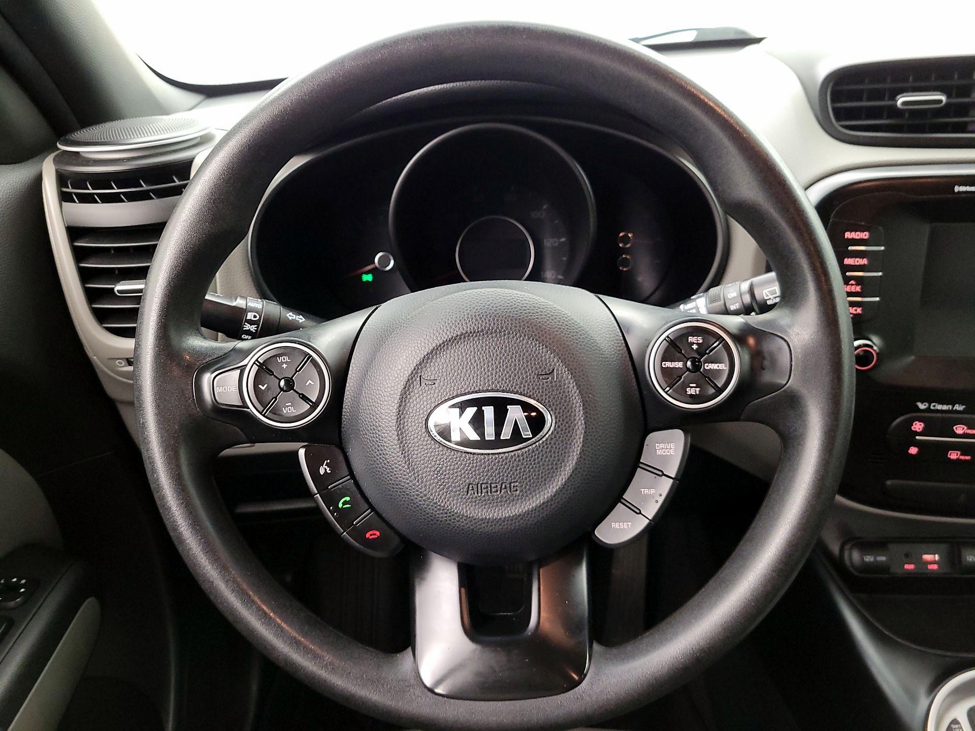 Thumbnail: 2019 Kia Soul - 10