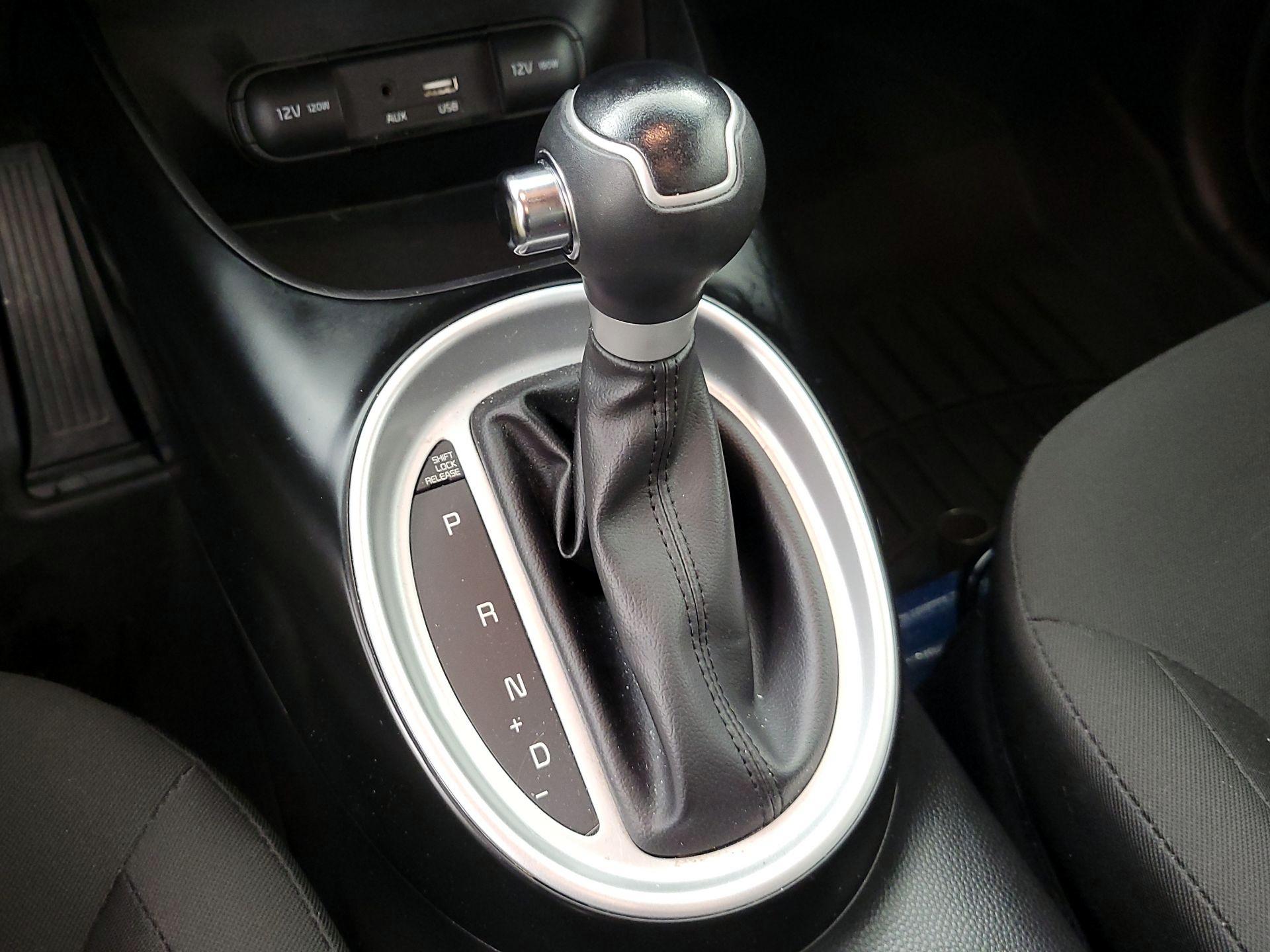 Thumbnail: 2019 Kia Soul - 17