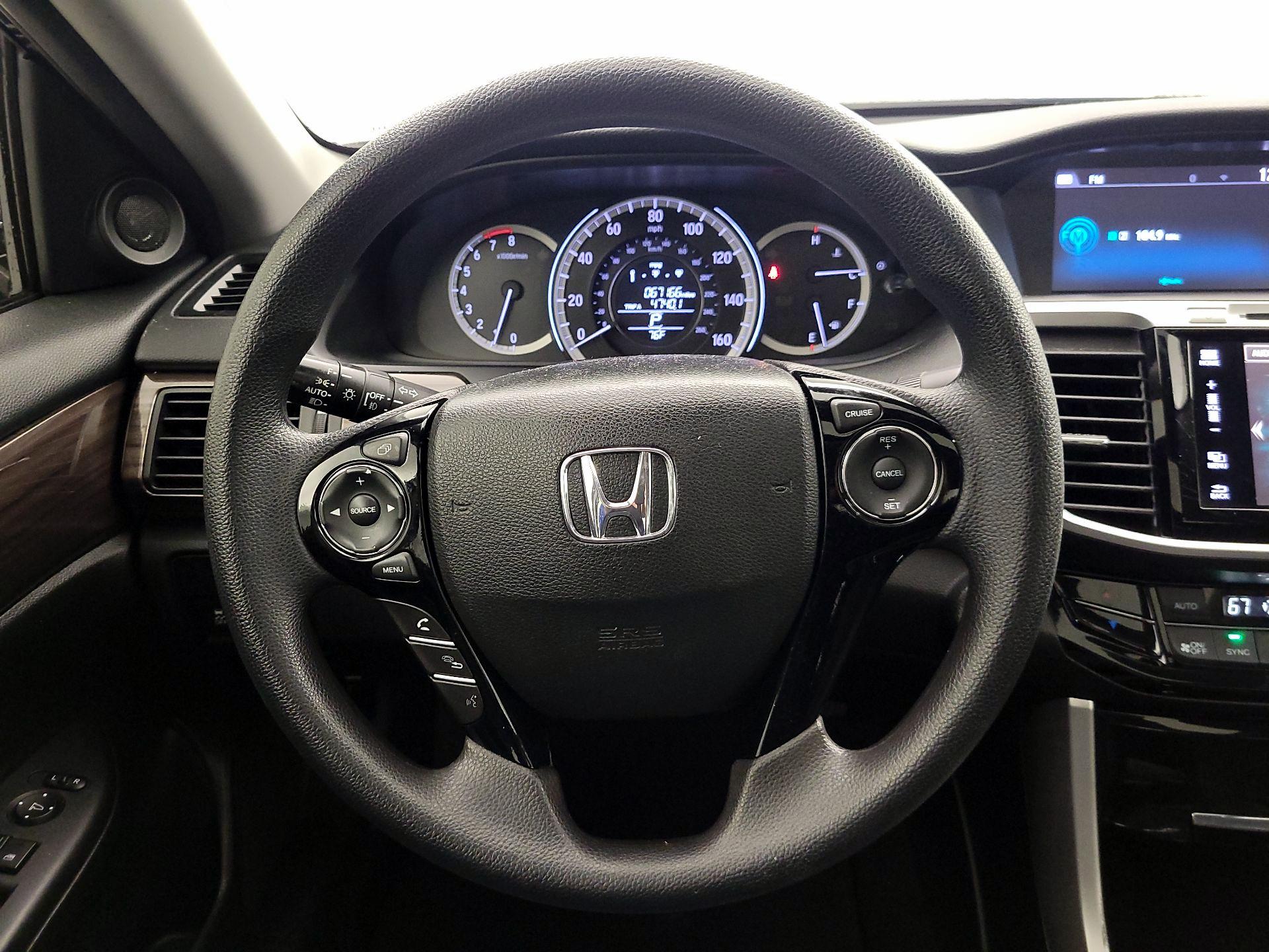 Thumbnail: 2017 Honda Accord - 10