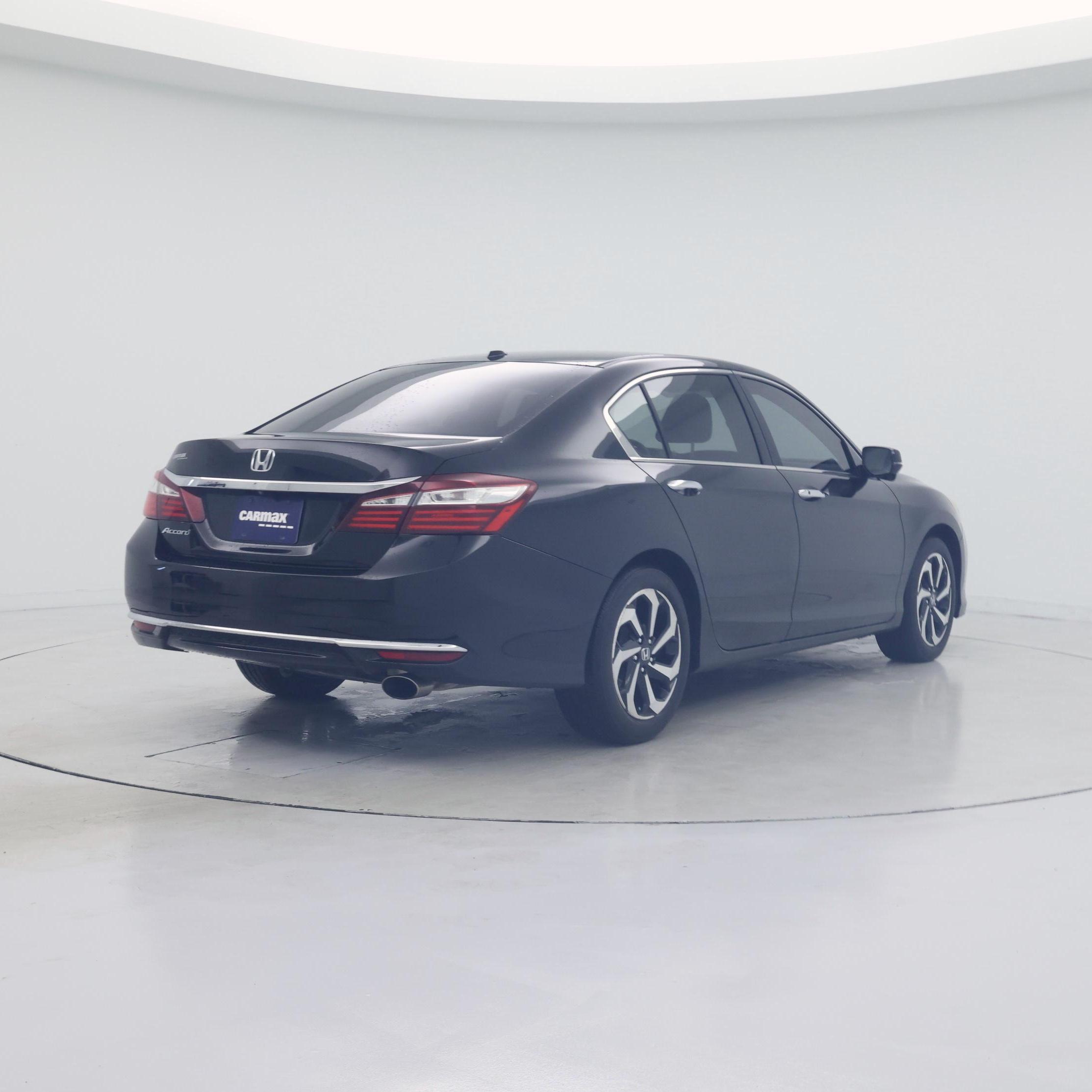 Thumbnail: 2017 Honda Accord - 8