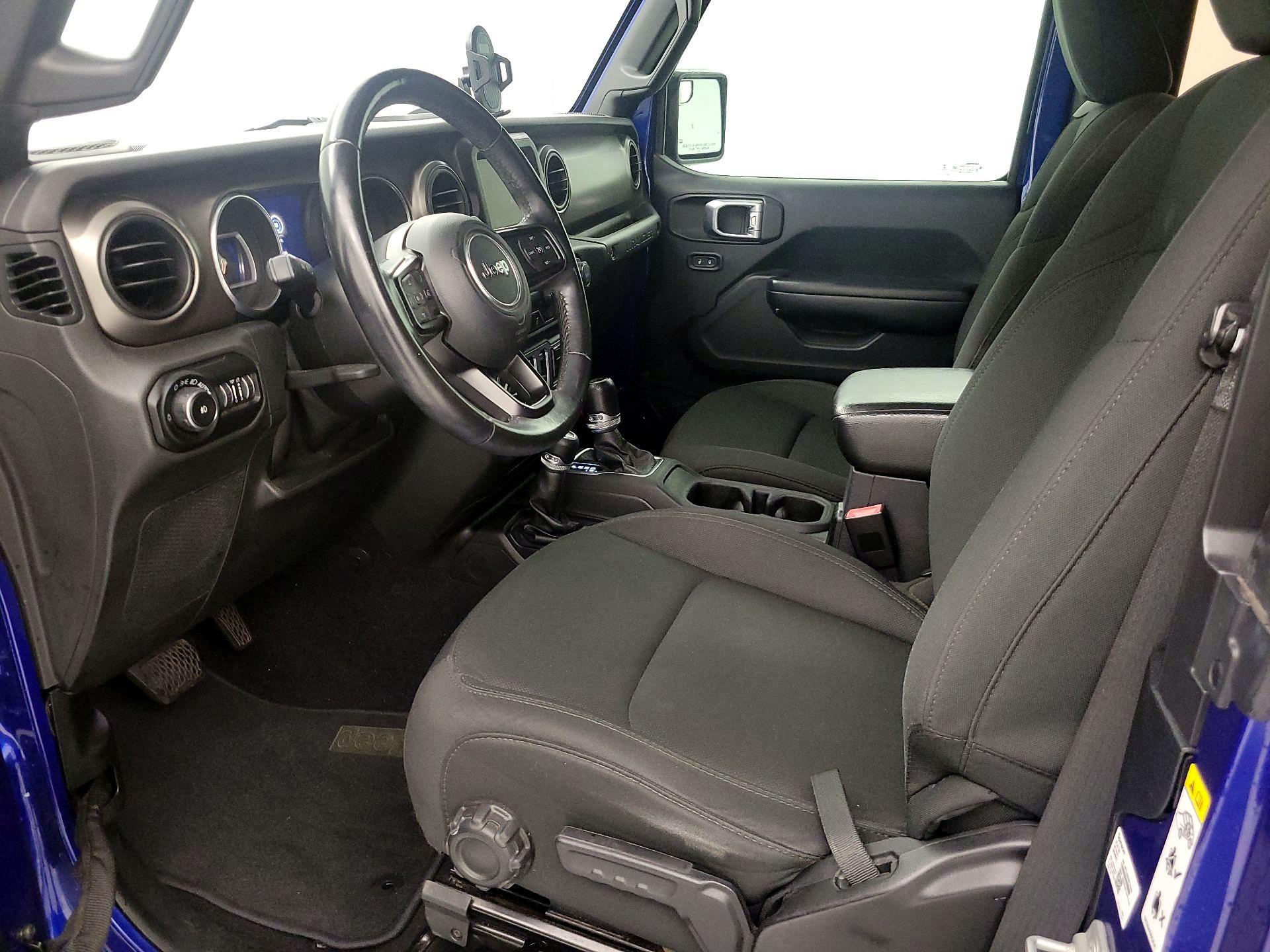 Thumbnail: 2018 Jeep Wrangler - 11