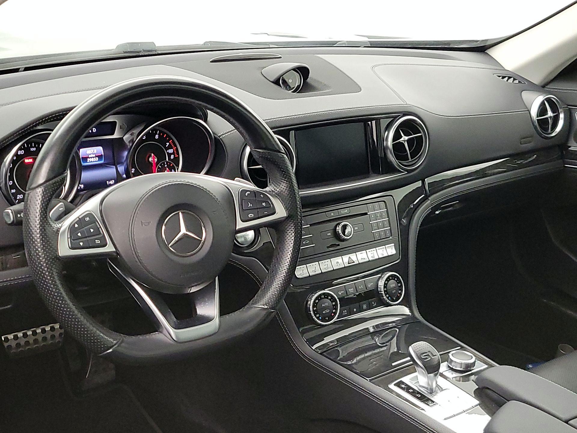 Thumbnail: 2017 Mercedes-Benz SL-Class - 9