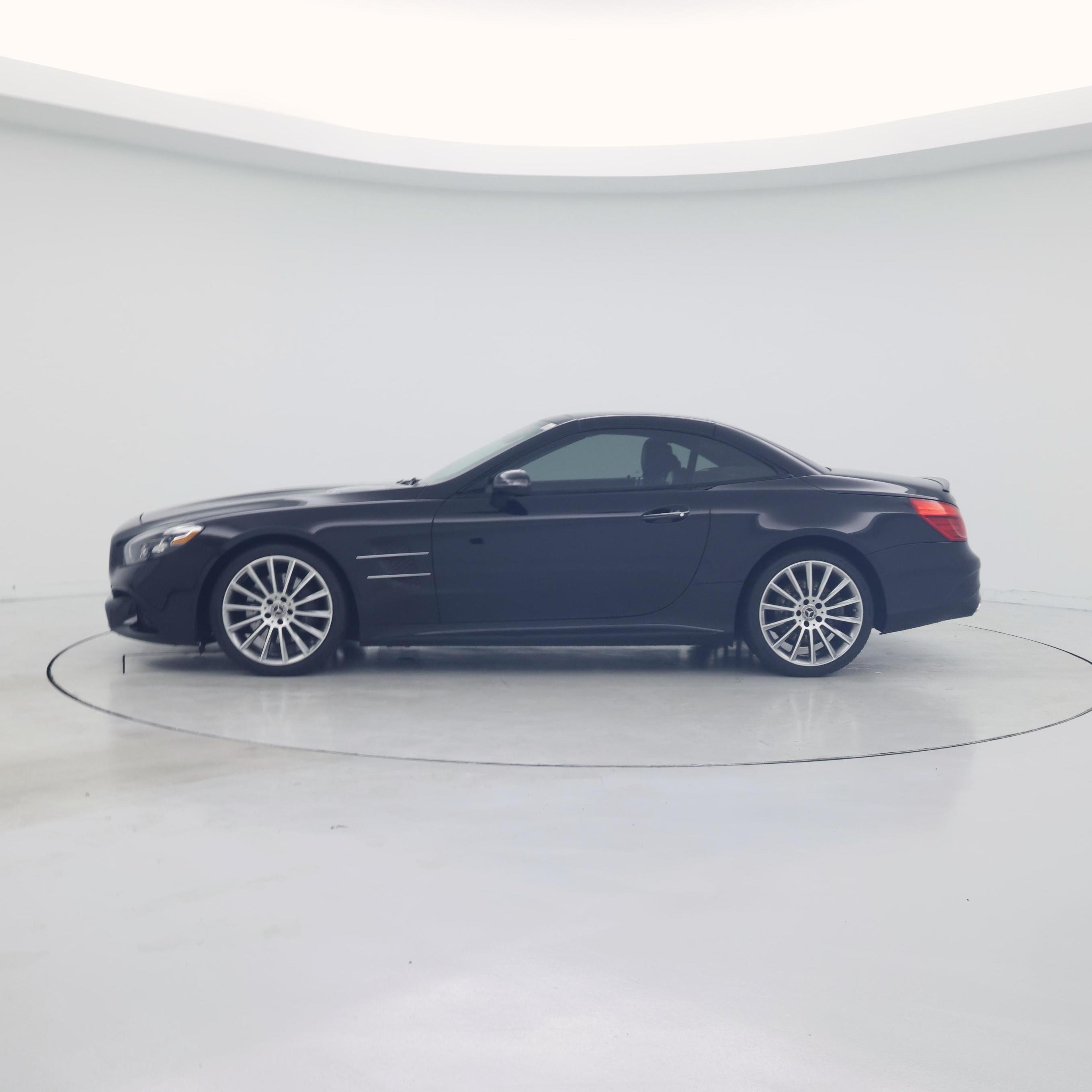 Thumbnail: 2017 Mercedes-Benz SL-Class - 3
