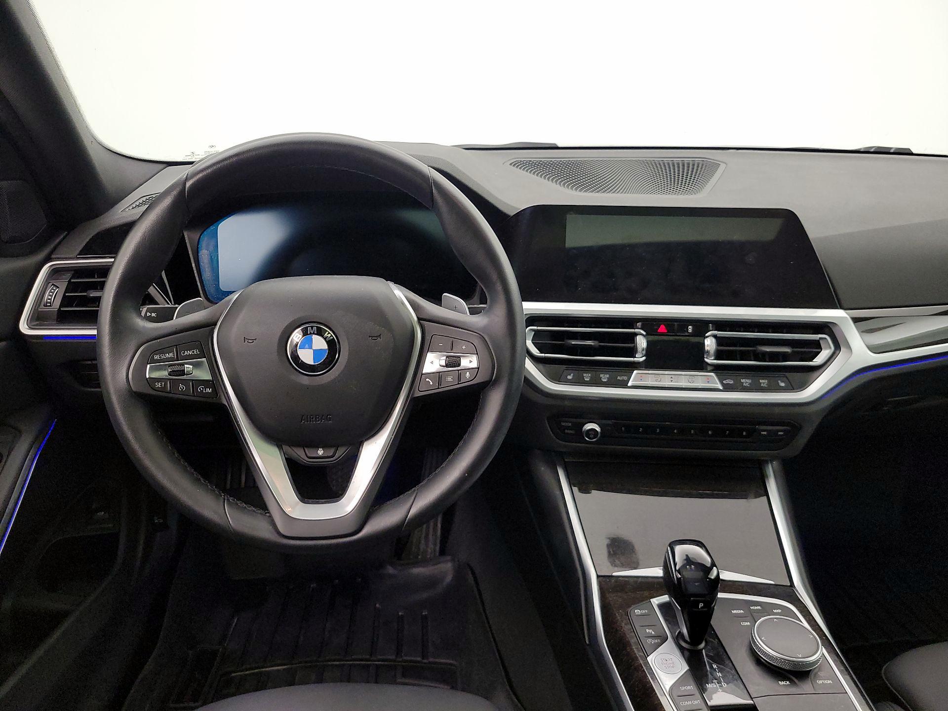 Thumbnail: 2021 BMW 3 Series - 10