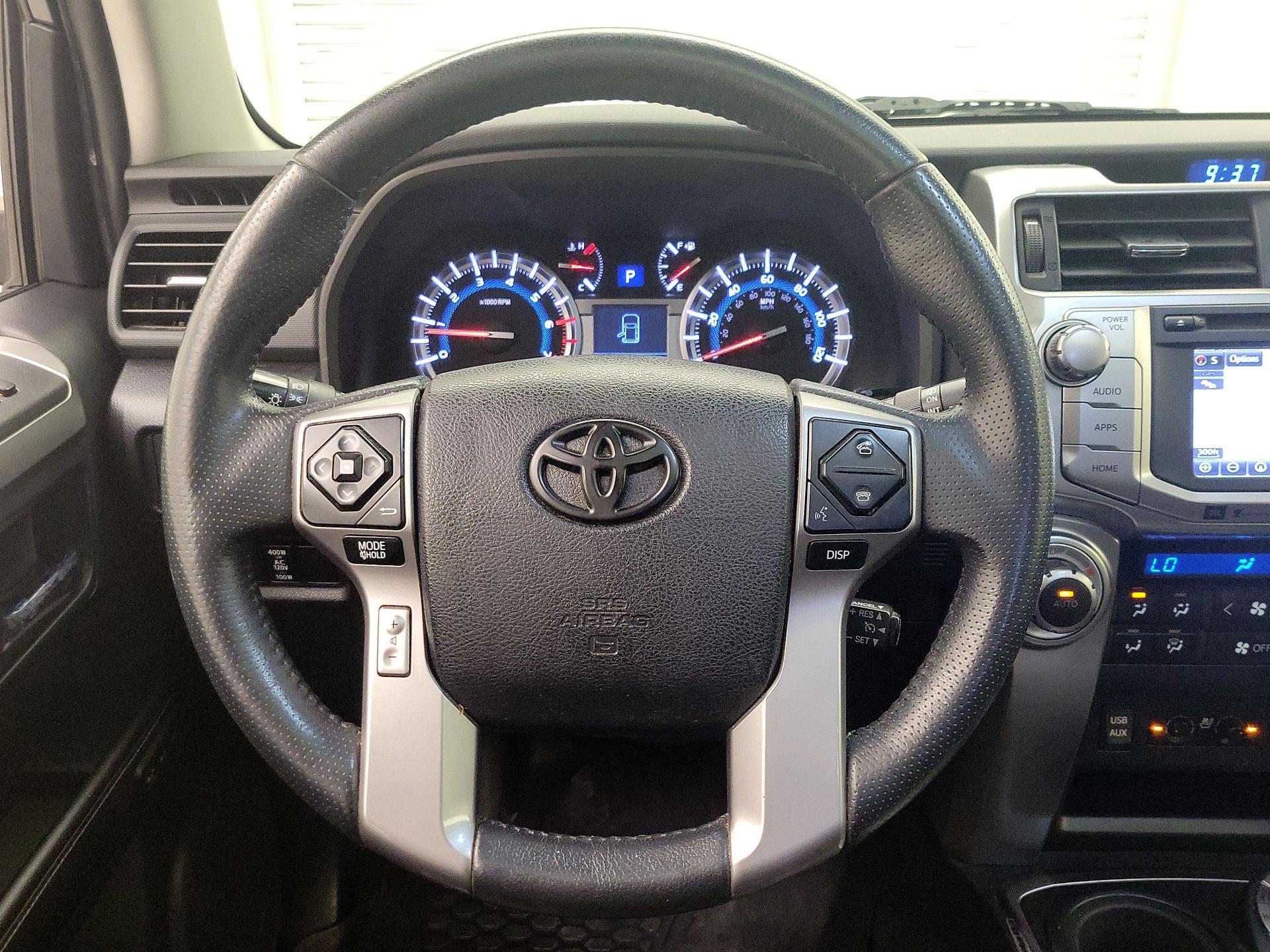 Thumbnail: 2018 Toyota 4Runner - 10