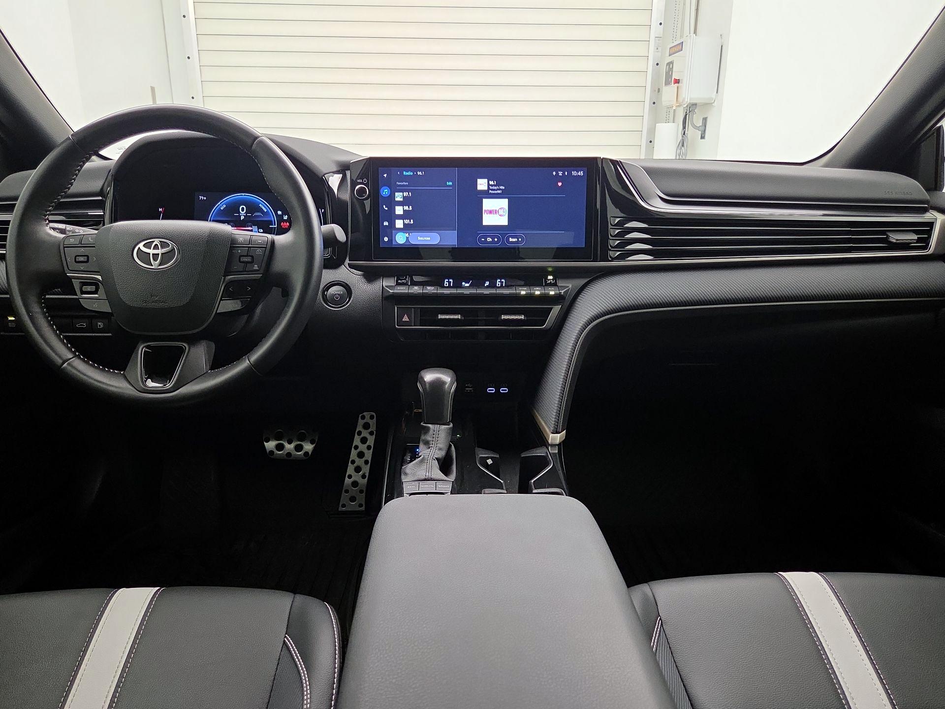Thumbnail: 2025 Toyota Camry - 9
