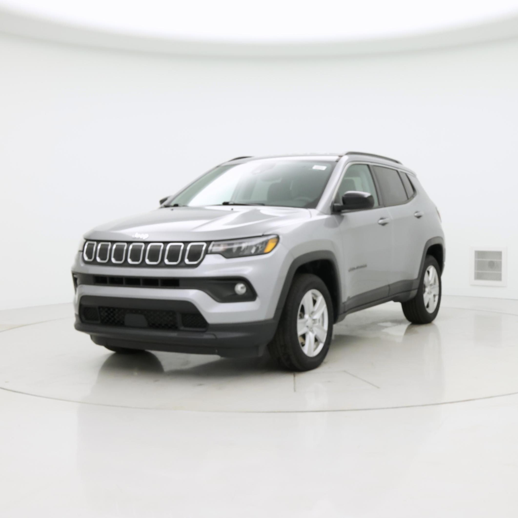 Thumbnail: 2022 Jeep Compass - 4