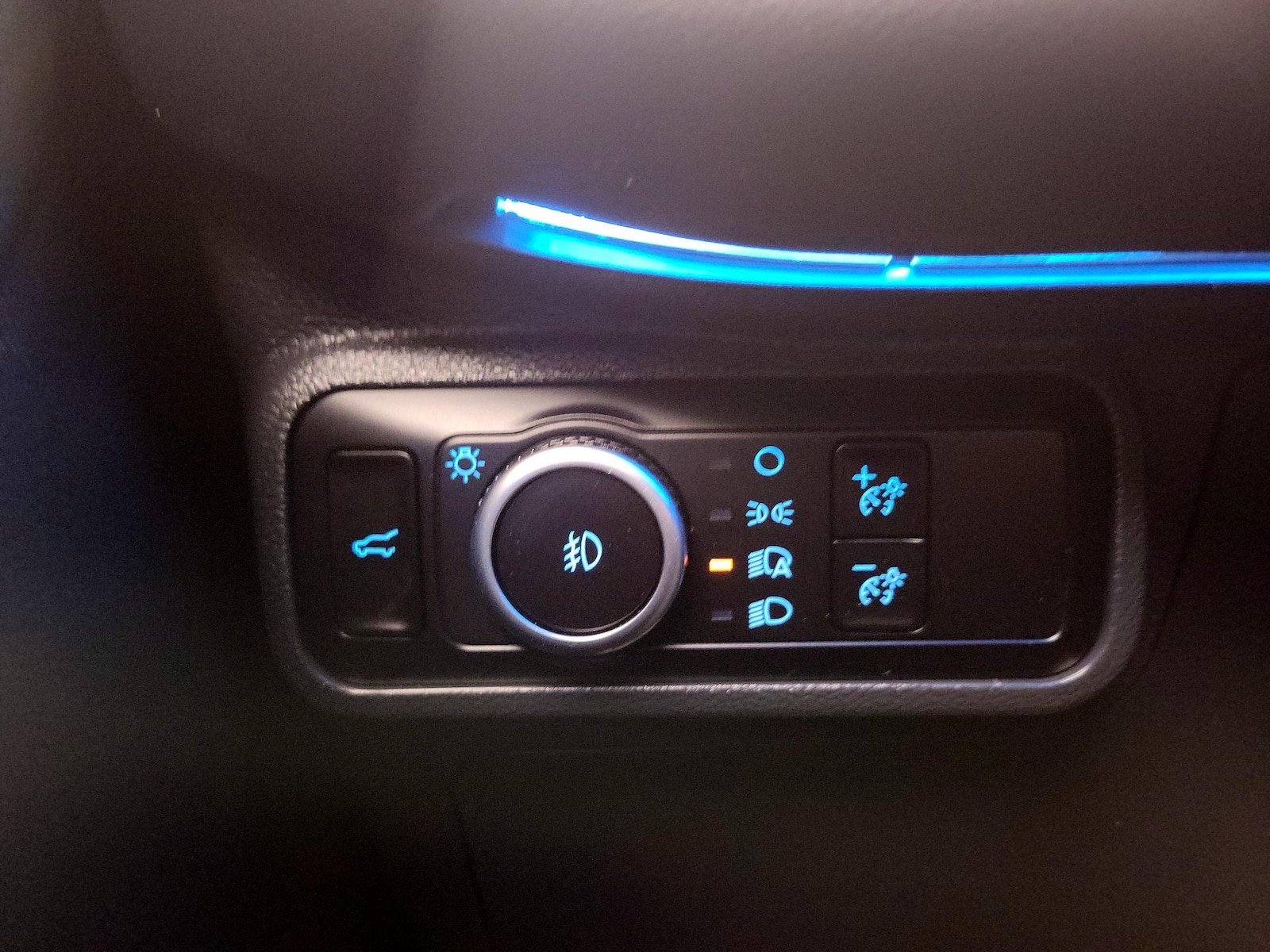 2025 Ford Explorer ST-LINE - Photo 14
