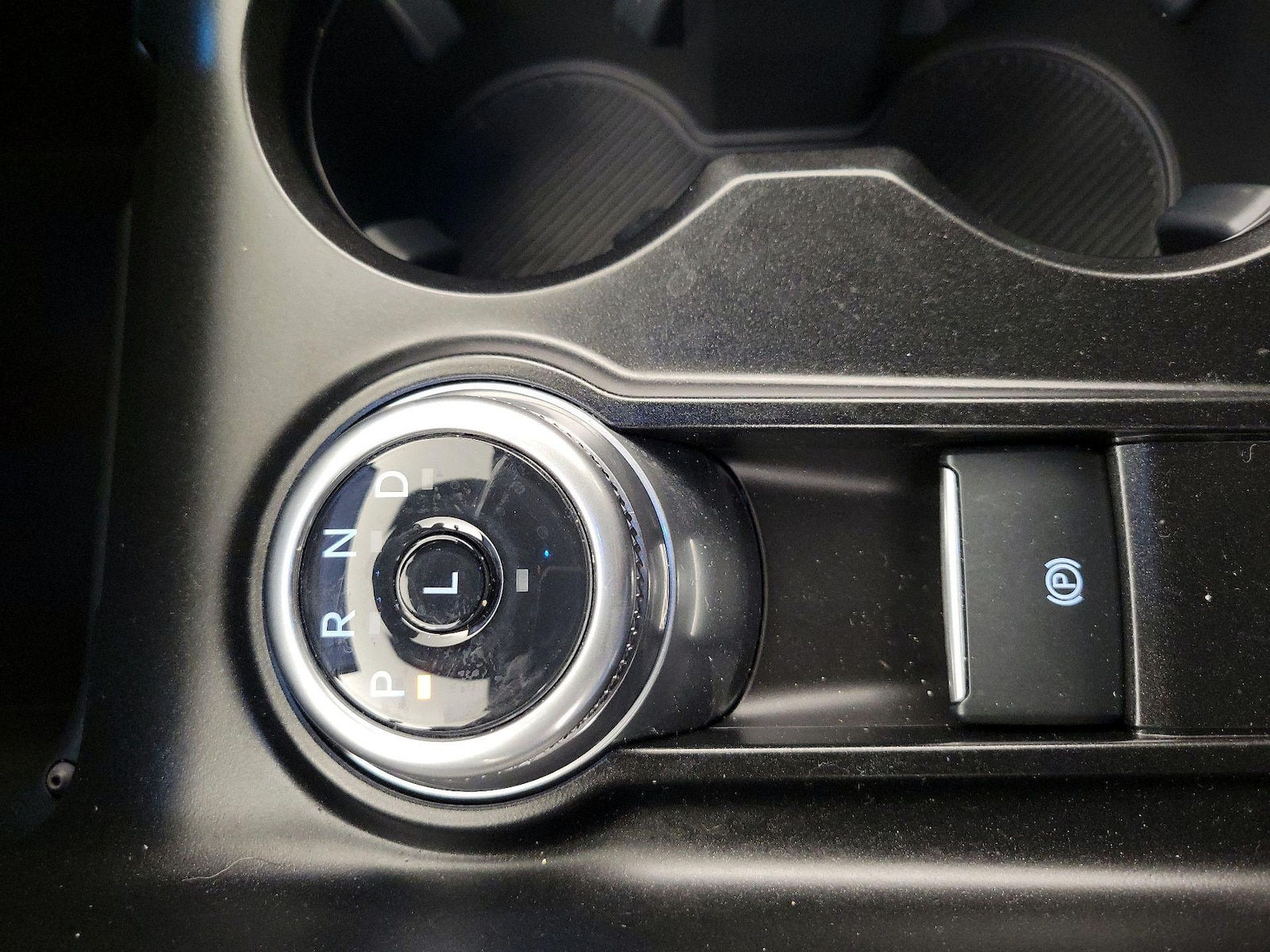 2025 Ford Explorer ST-LINE - Photo 19
