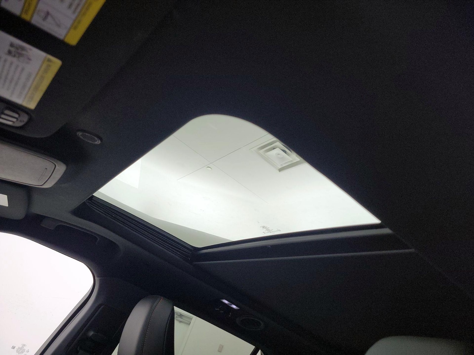 2025 Ford Explorer ST-LINE - Photo 21