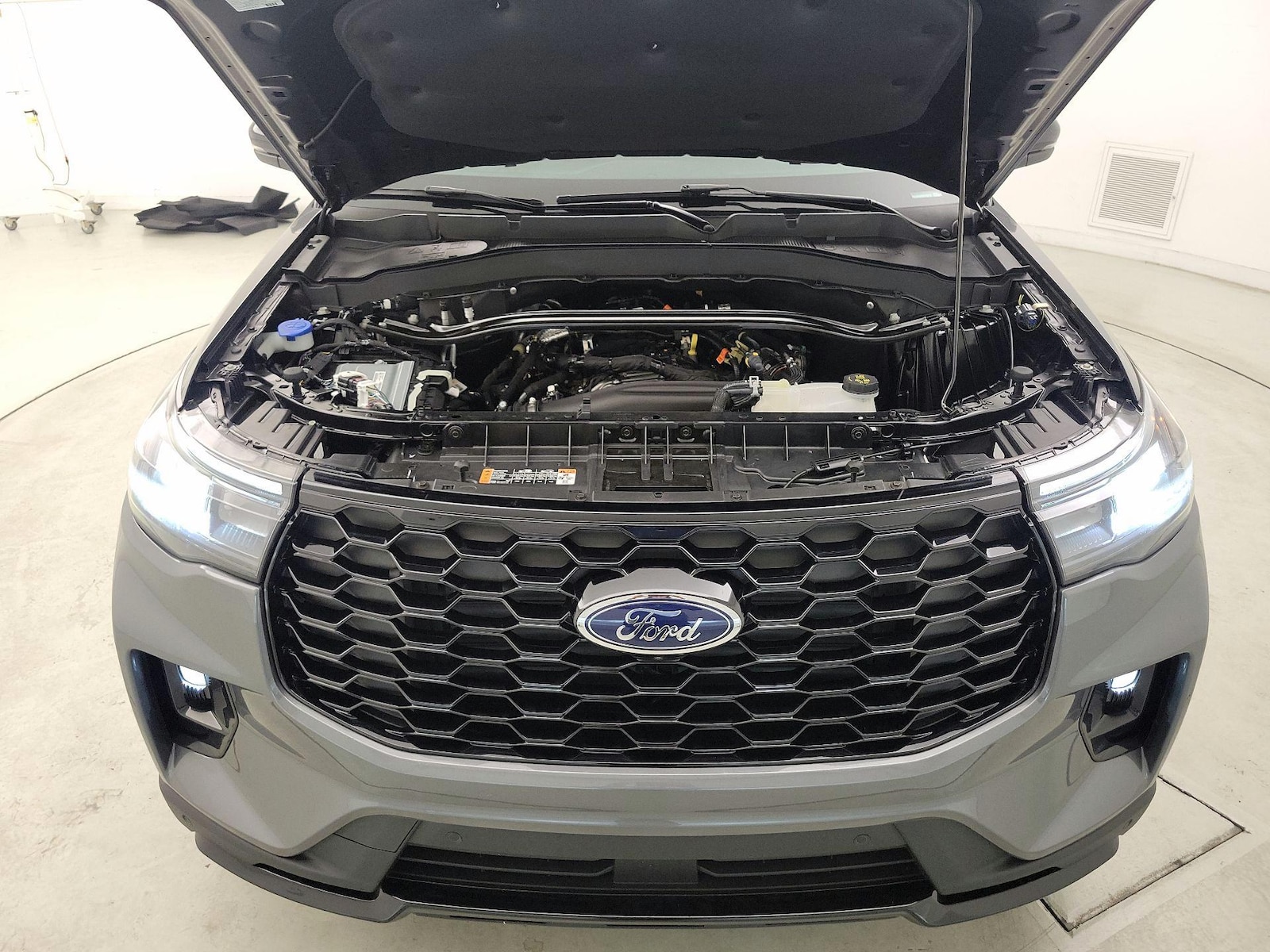 2025 Ford Explorer ST-LINE - Photo 26