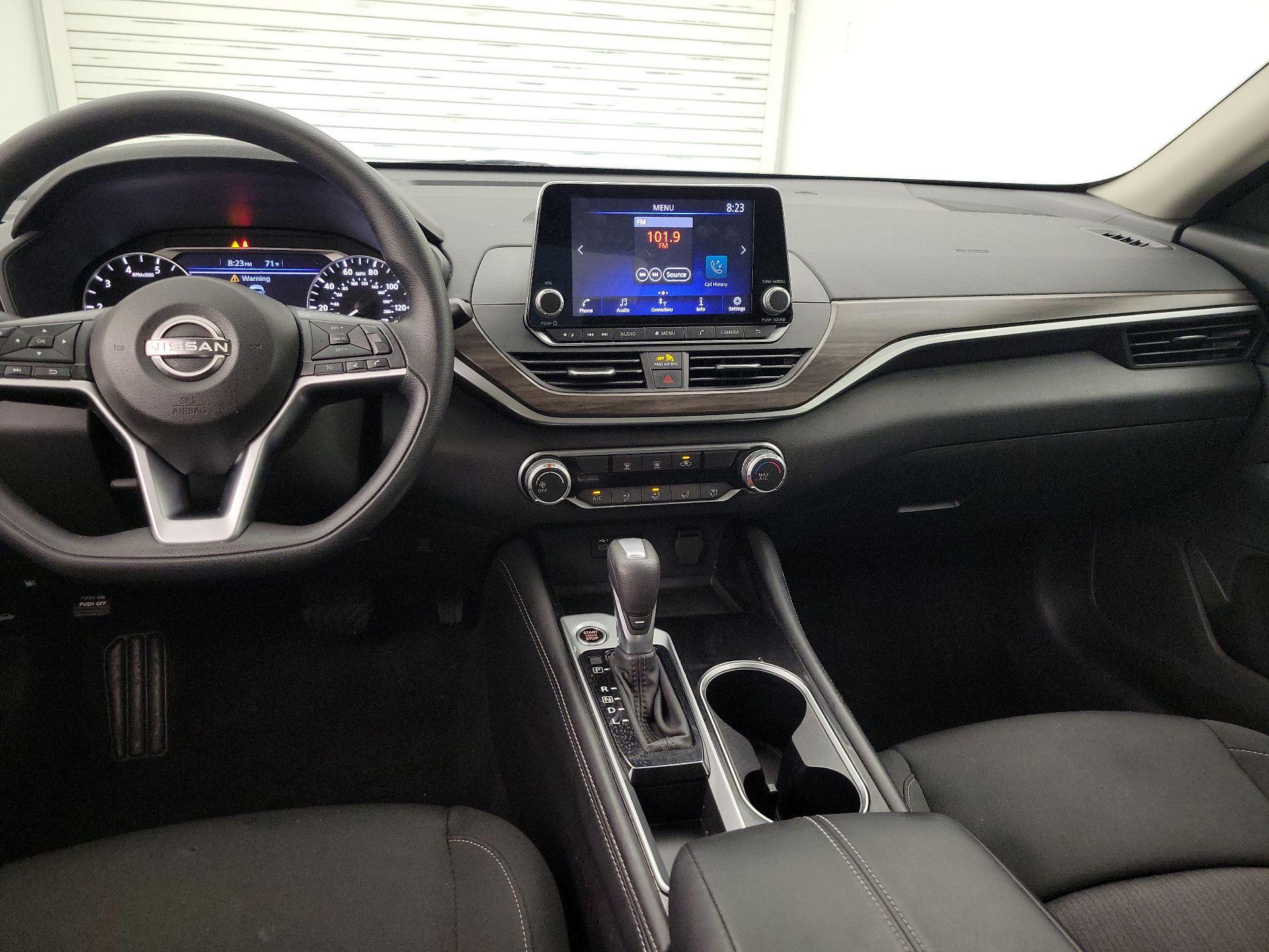 Thumbnail: 2023 Nissan Altima - 9