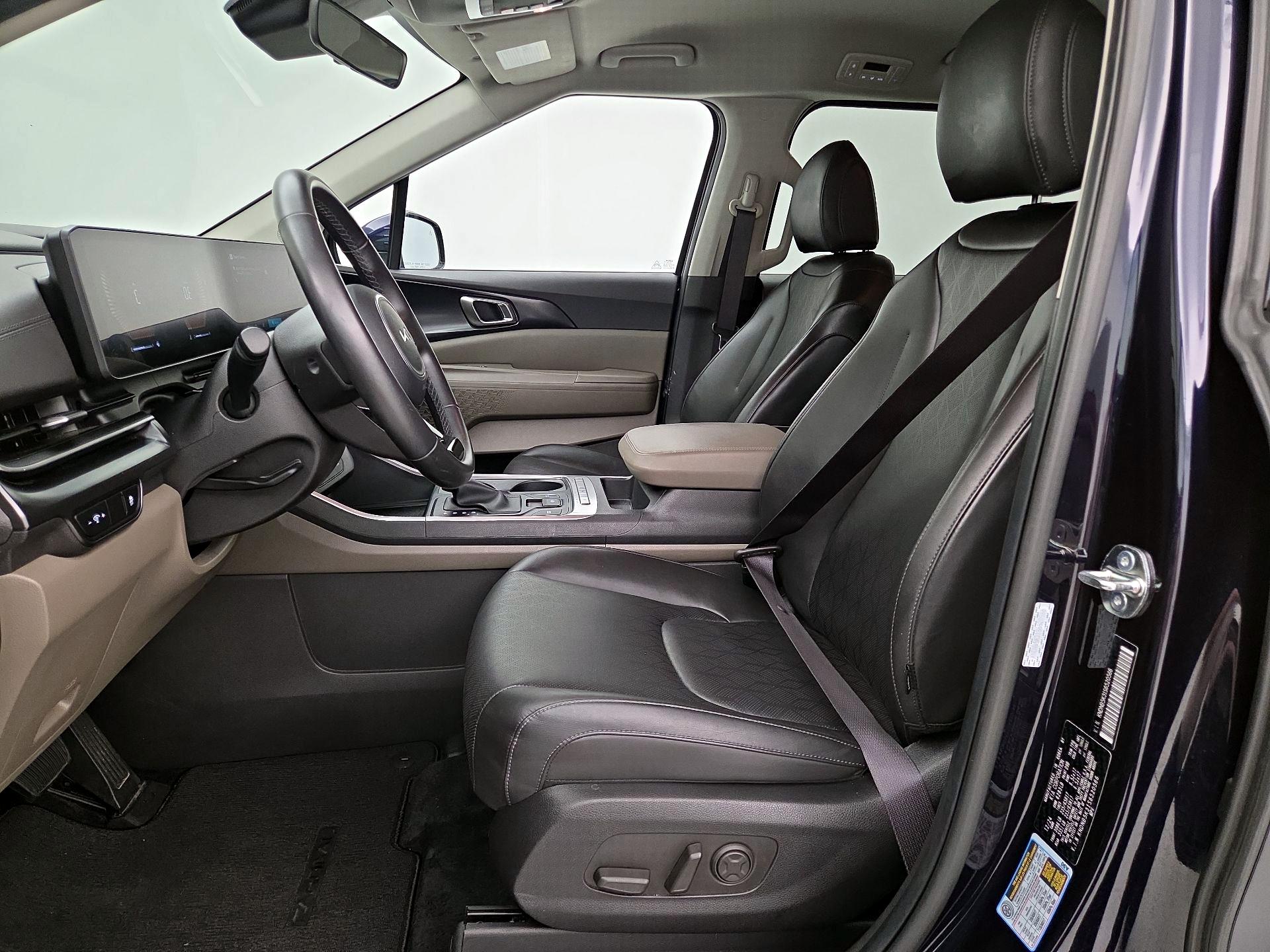 Thumbnail: 2025 Kia Carnival - 11