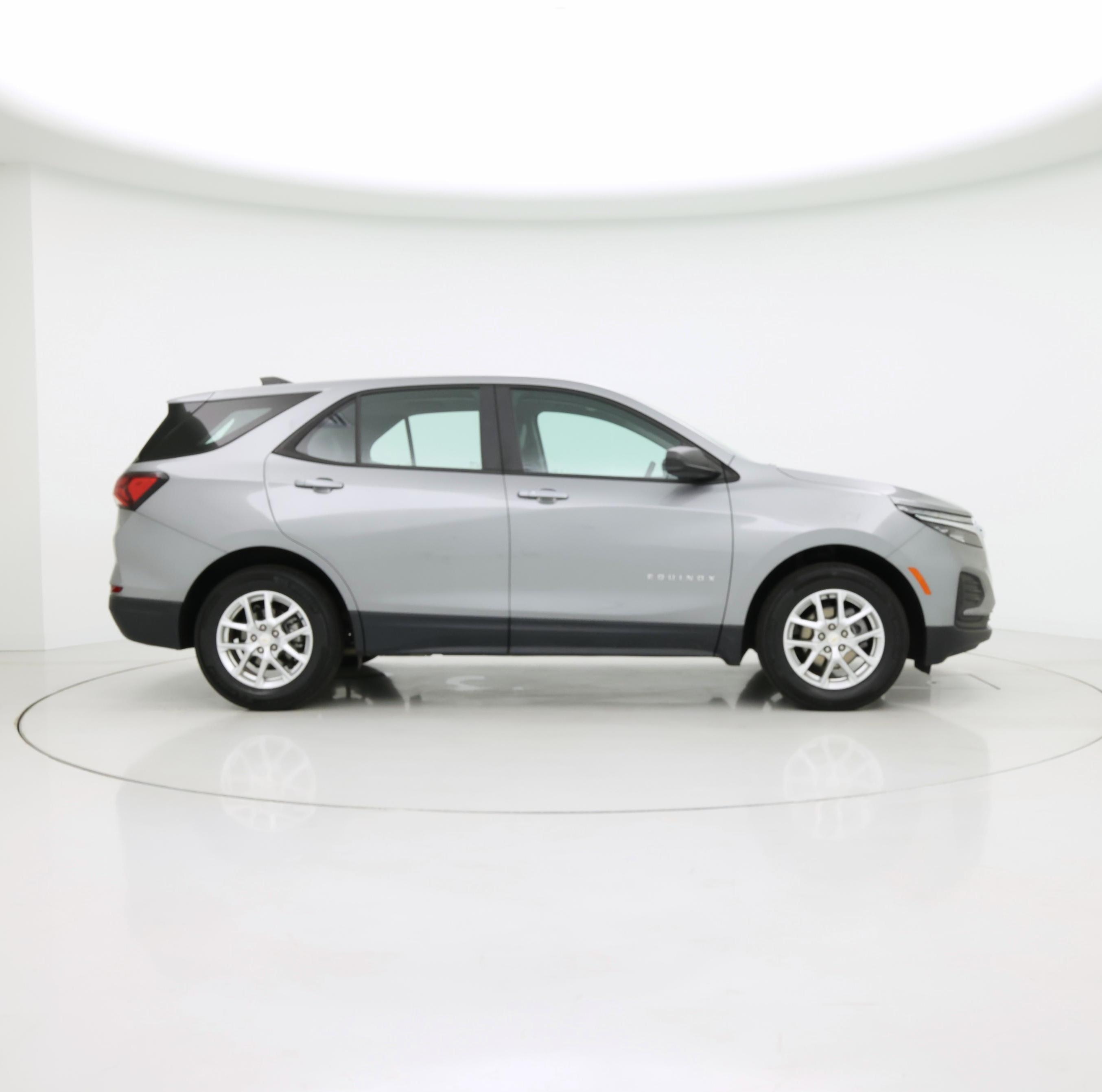 Thumbnail: 2023 Chevrolet Equinox - 7