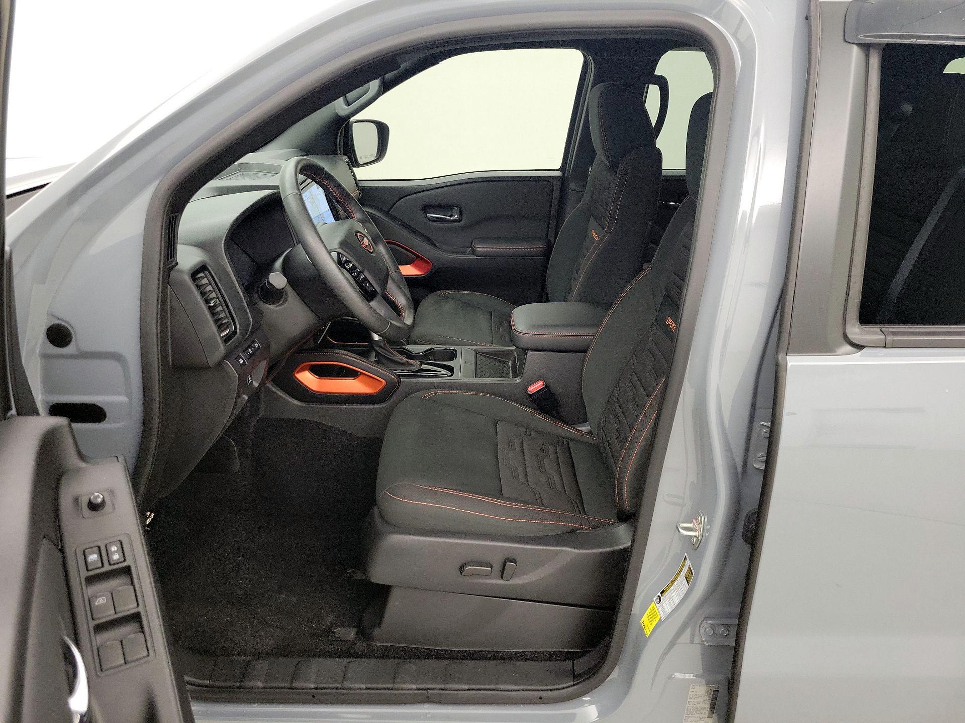 Thumbnail: 2024 Nissan Frontier - 11
