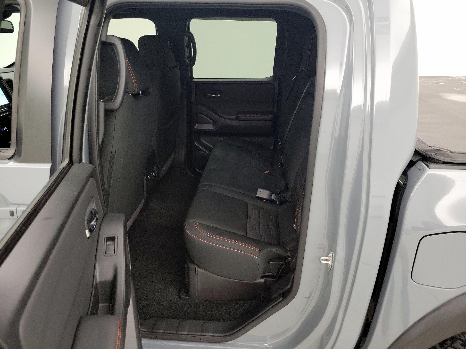 Thumbnail: 2024 Nissan Frontier - 20
