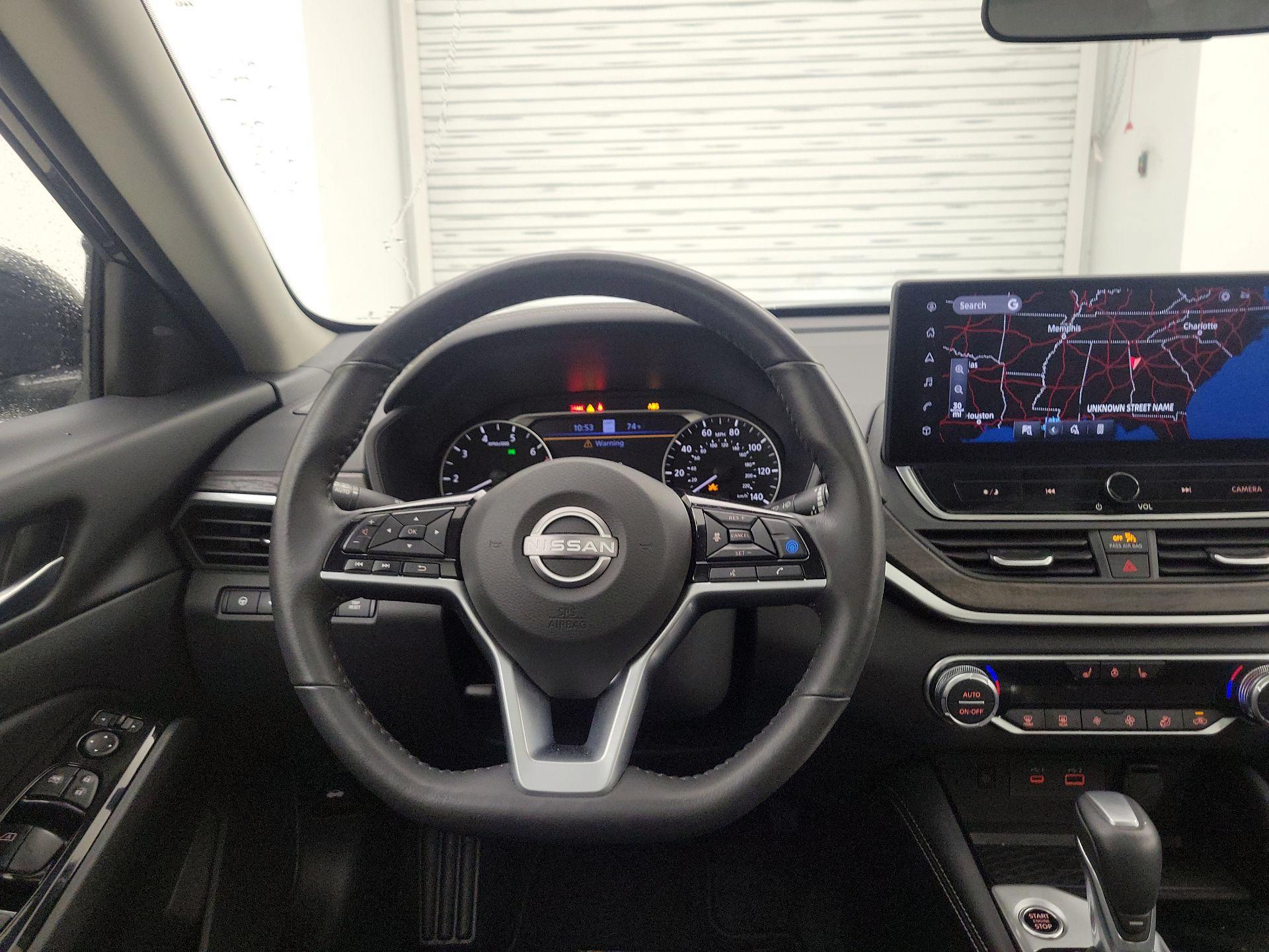 Thumbnail: 2025 Nissan Altima - 10