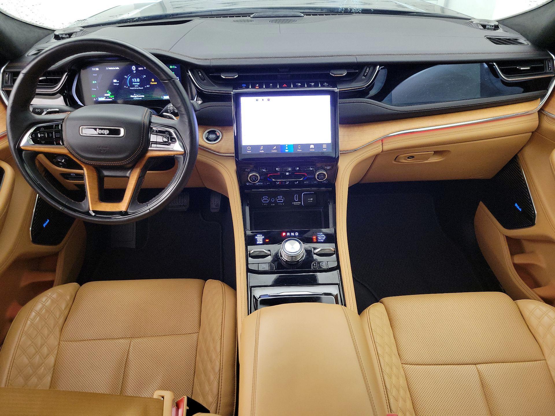 Thumbnail: 2022 Jeep Grand Cherokee - 9