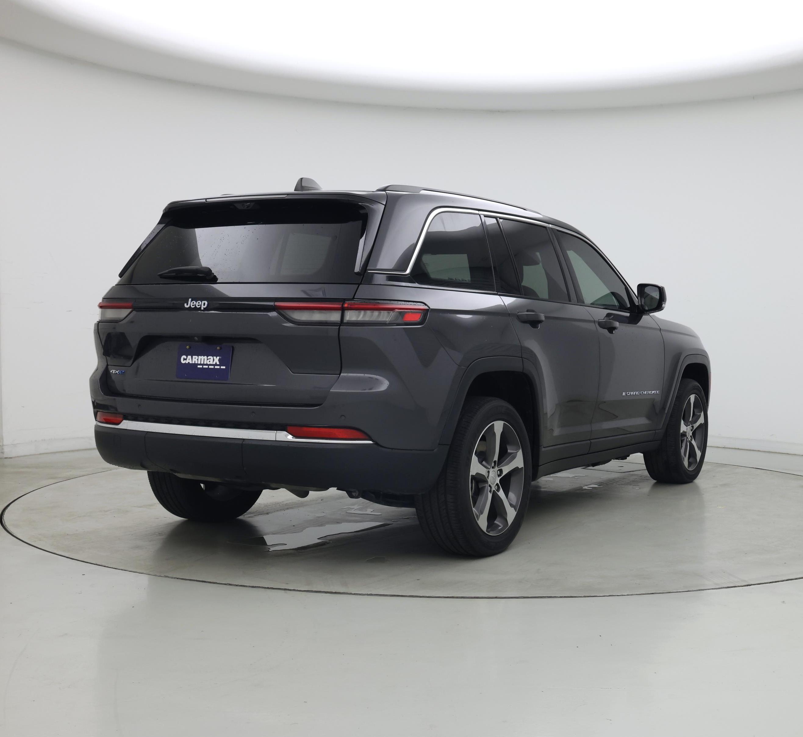 Thumbnail: 2022 Jeep Grand Cherokee - 8