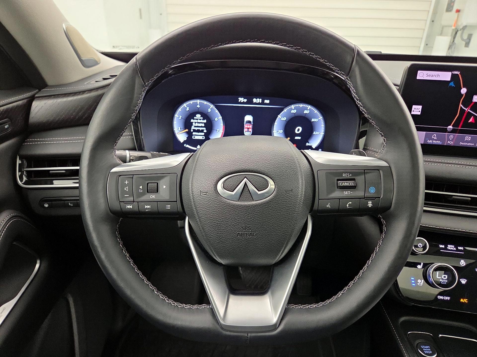 Thumbnail: 2023 INFINITI QX60 - 10