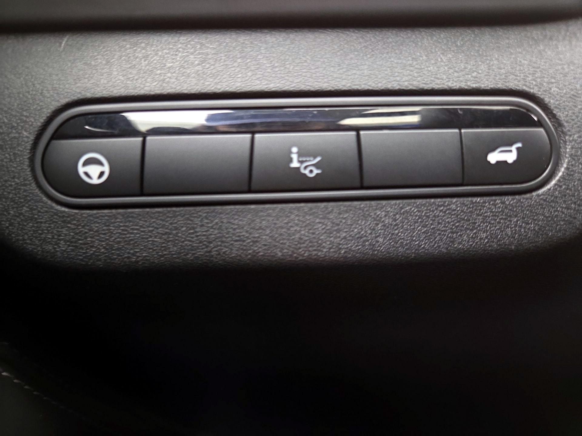 Thumbnail: 2023 INFINITI QX60 - 13