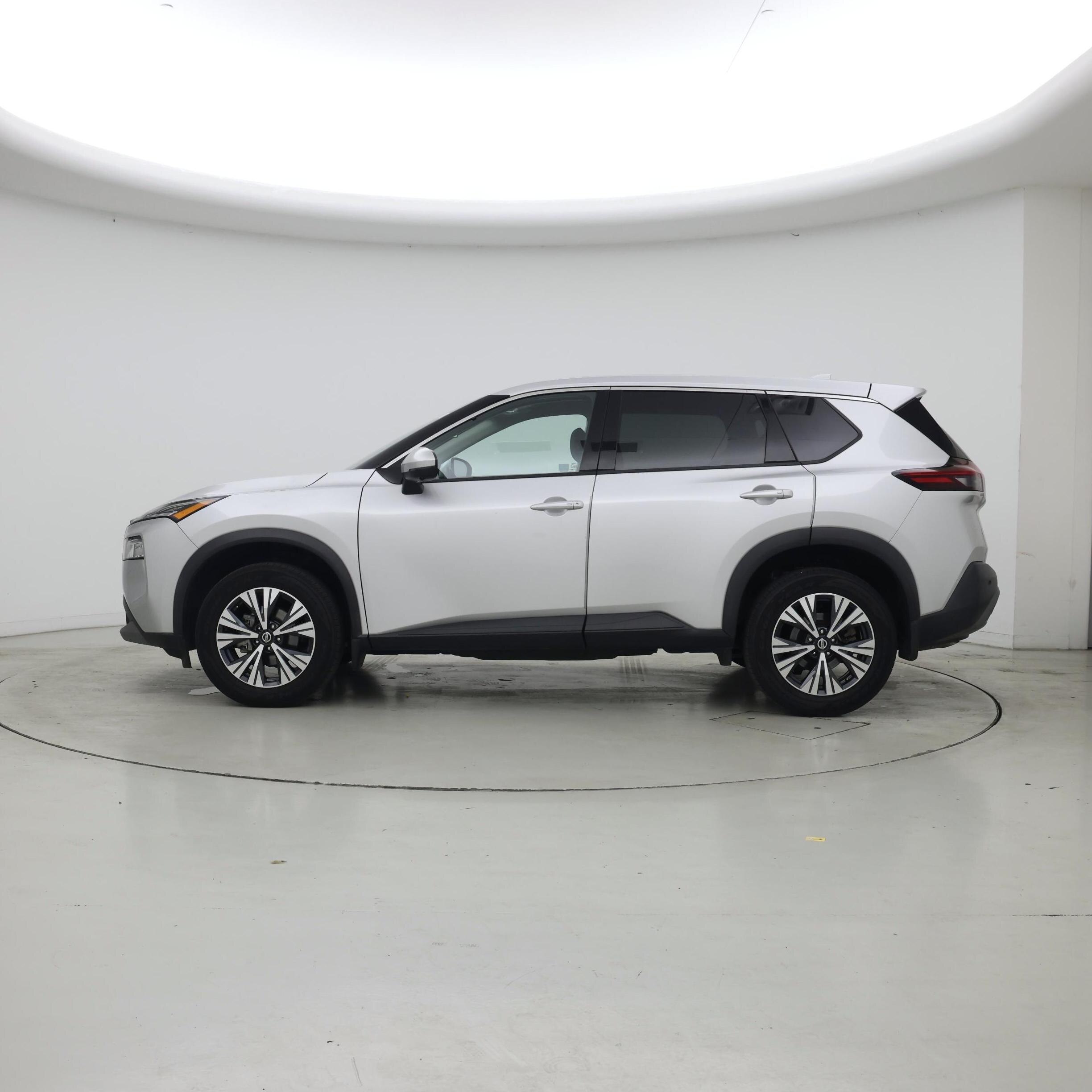 Thumbnail: 2021 Nissan Rogue - 3