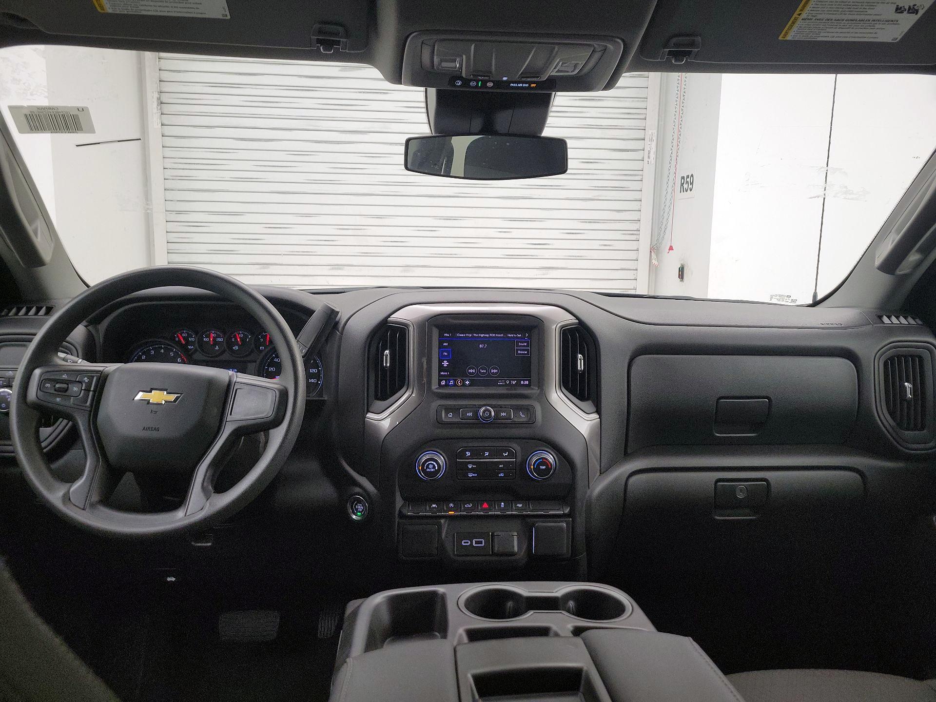 Thumbnail: 2025 Chevrolet Silverado 1500 - 9