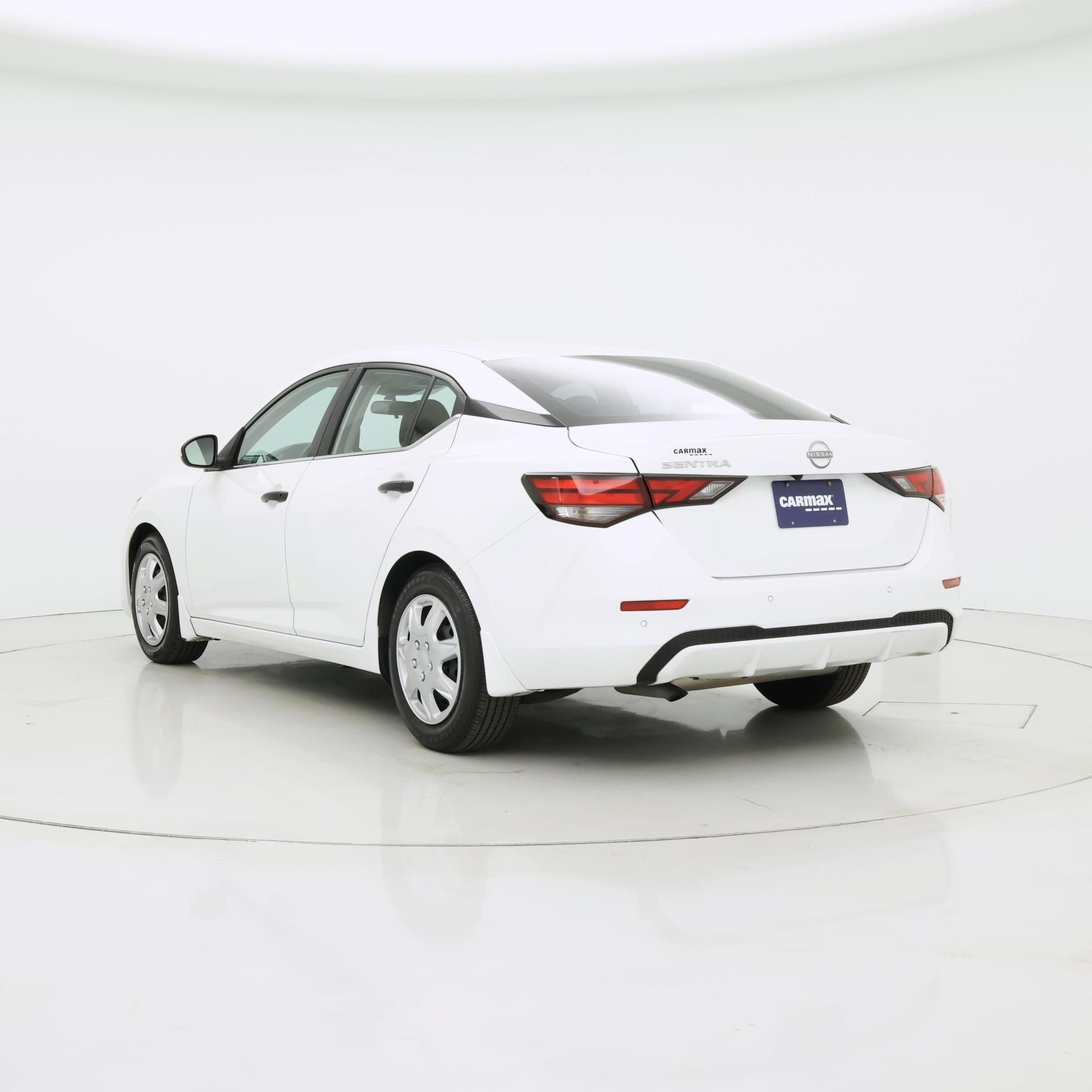 Thumbnail: 2025 Nissan Sentra - 2