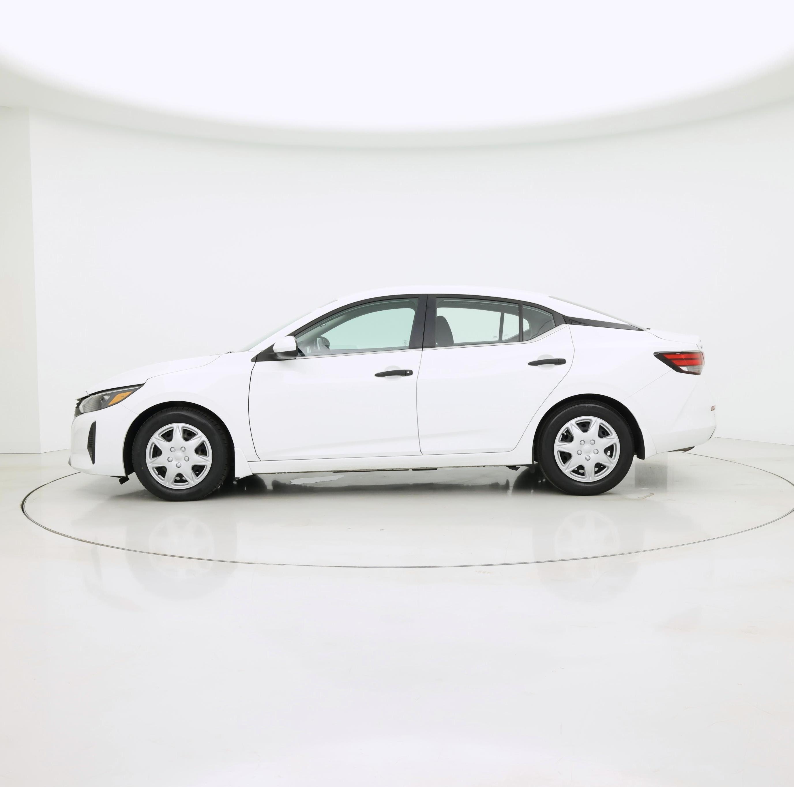 Thumbnail: 2025 Nissan Sentra - 3