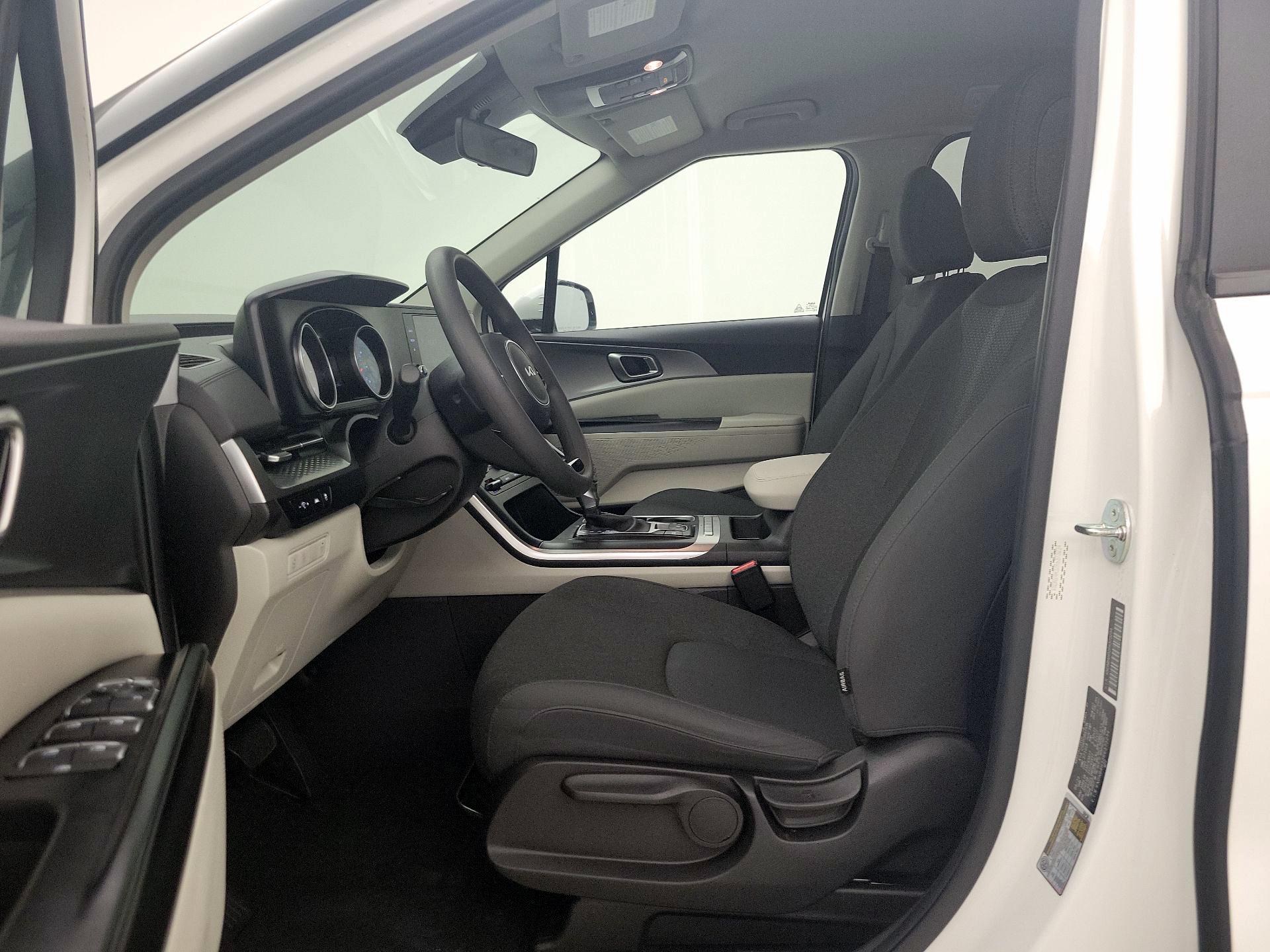 Thumbnail: 2024 Kia Carnival - 11