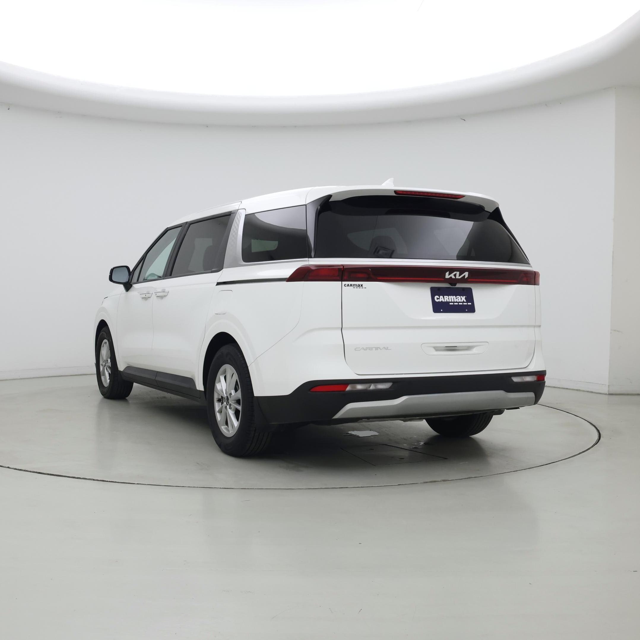 Thumbnail: 2024 Kia Carnival - 2