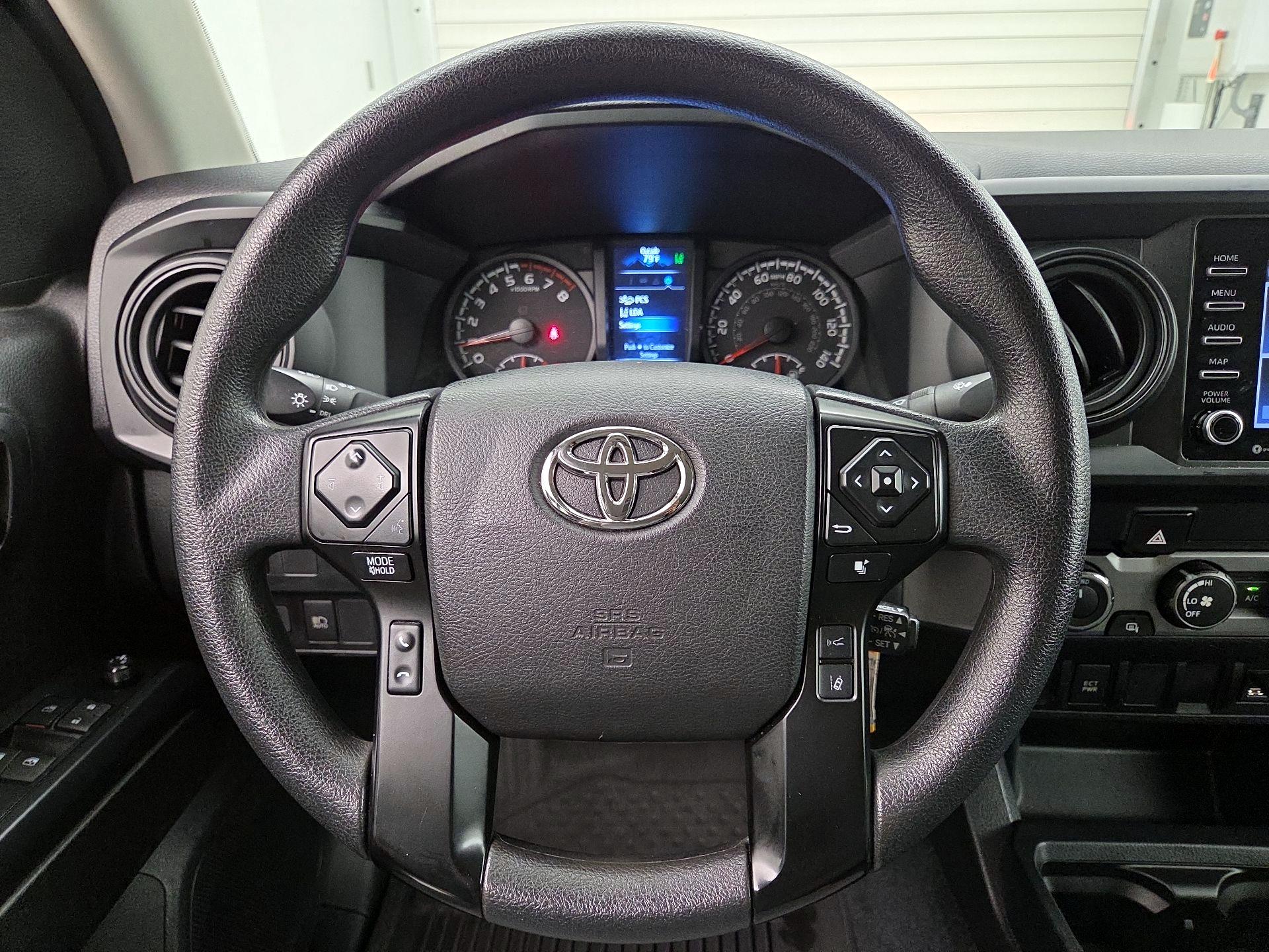 Thumbnail: 2022 Toyota Tacoma - 10