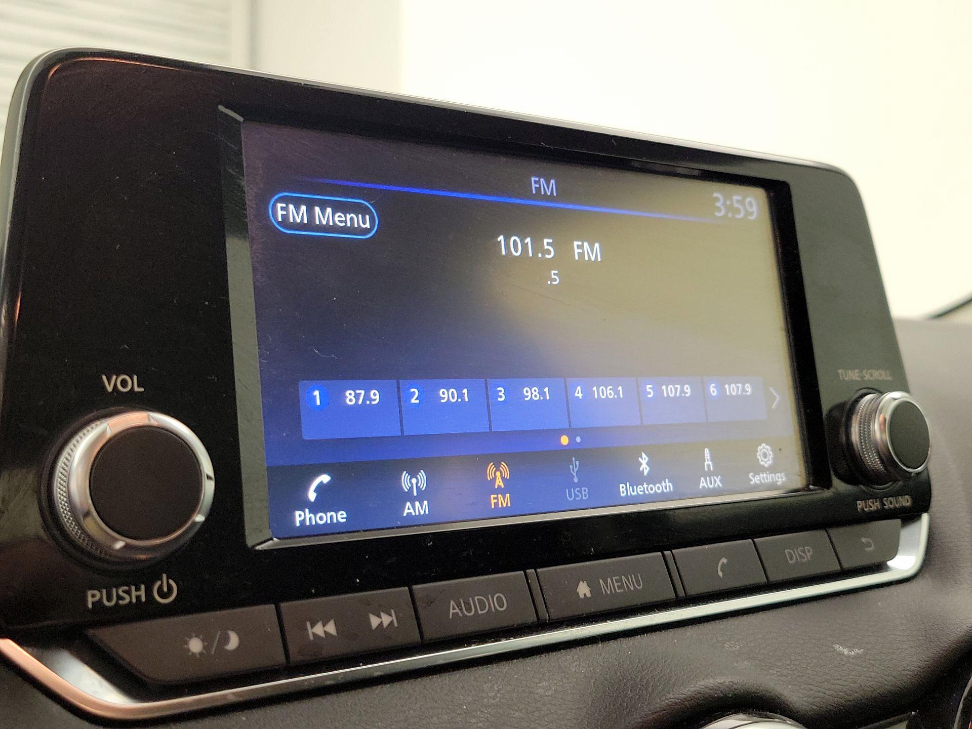 Thumbnail: 2024 Nissan Sentra - 15
