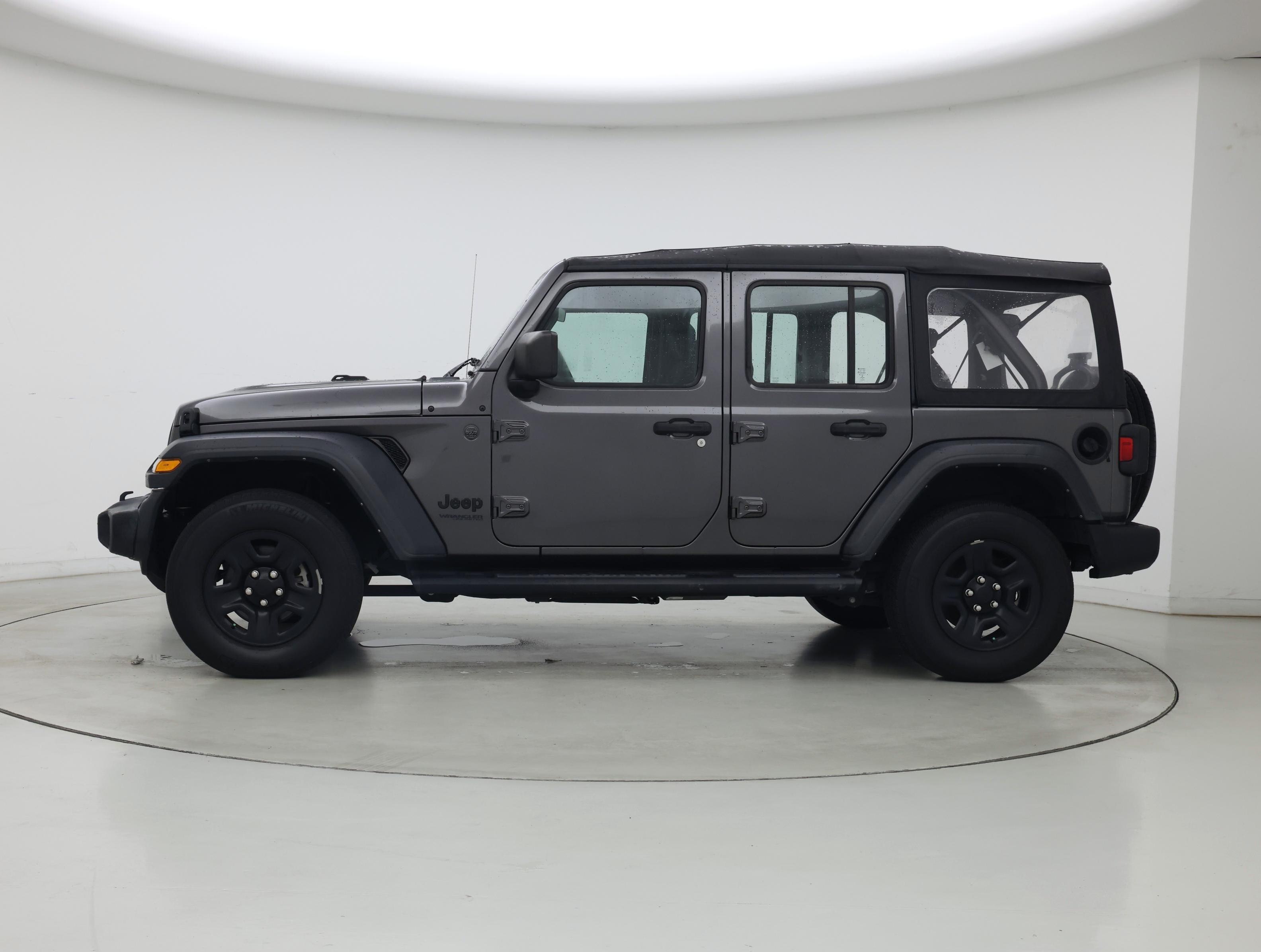 Thumbnail: 2022 Jeep Wrangler - 3